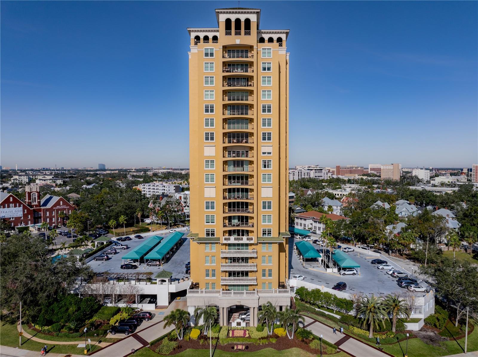Photo of 345 BAYSHORE BOULEVARD #1203 TAMPA FL 33606