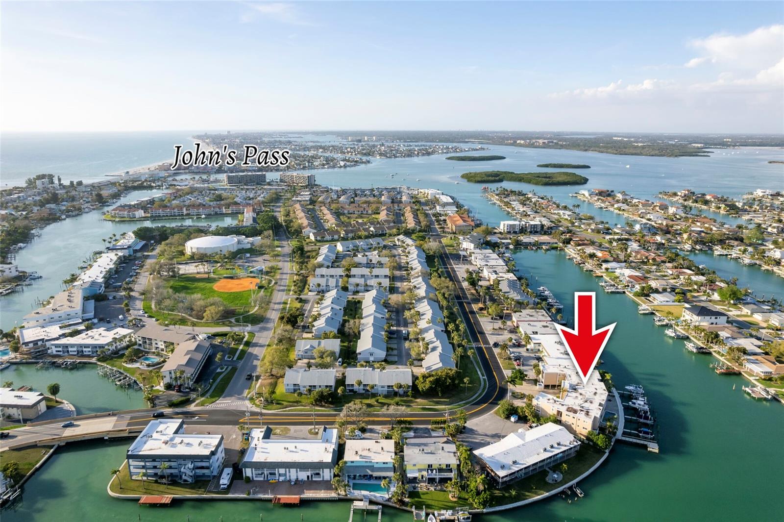 Photo of 11605 3RD STREET #207 TREASURE ISLAND FL 33706