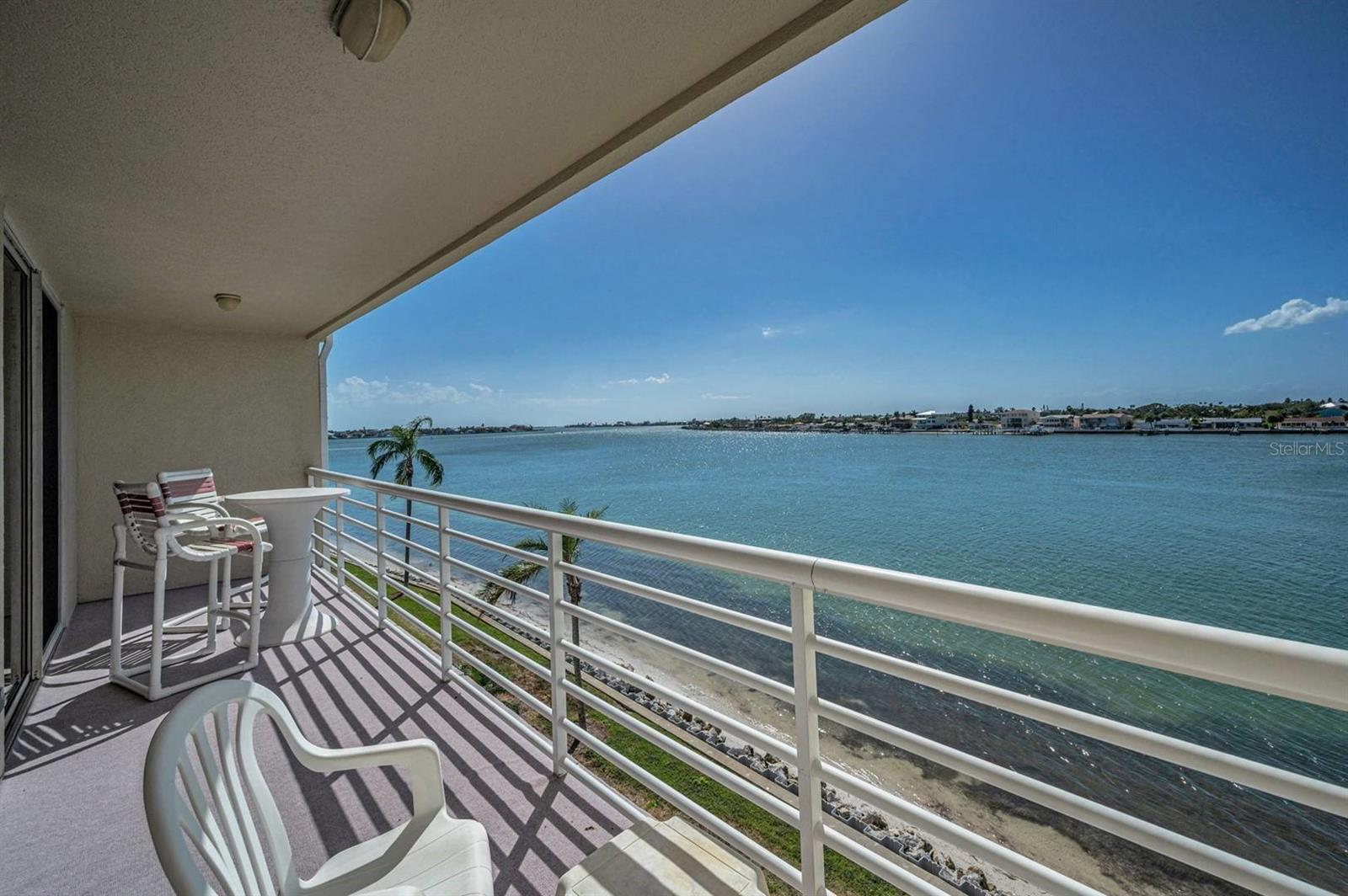 Photo of 6085 BAHIA DEL MAR CIRCLE #467 ST PETERSBURG FL 33715