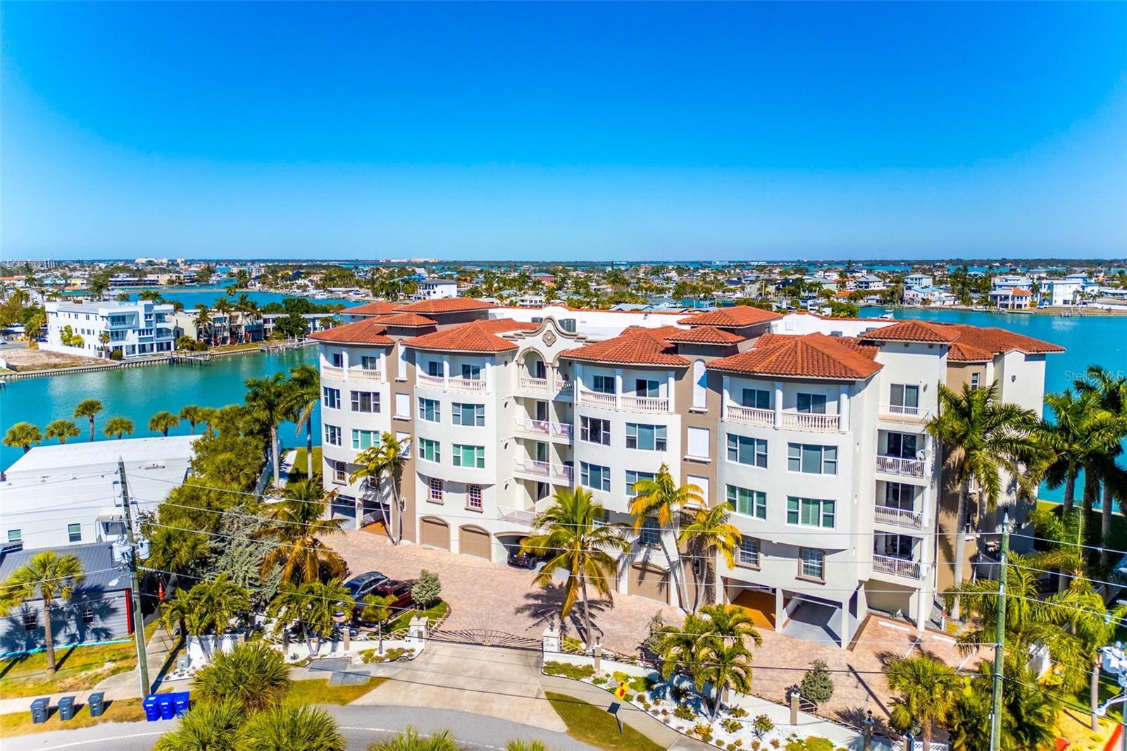 Photo of 220 108TH AVENUE #304 TREASURE ISLAND FL 33706