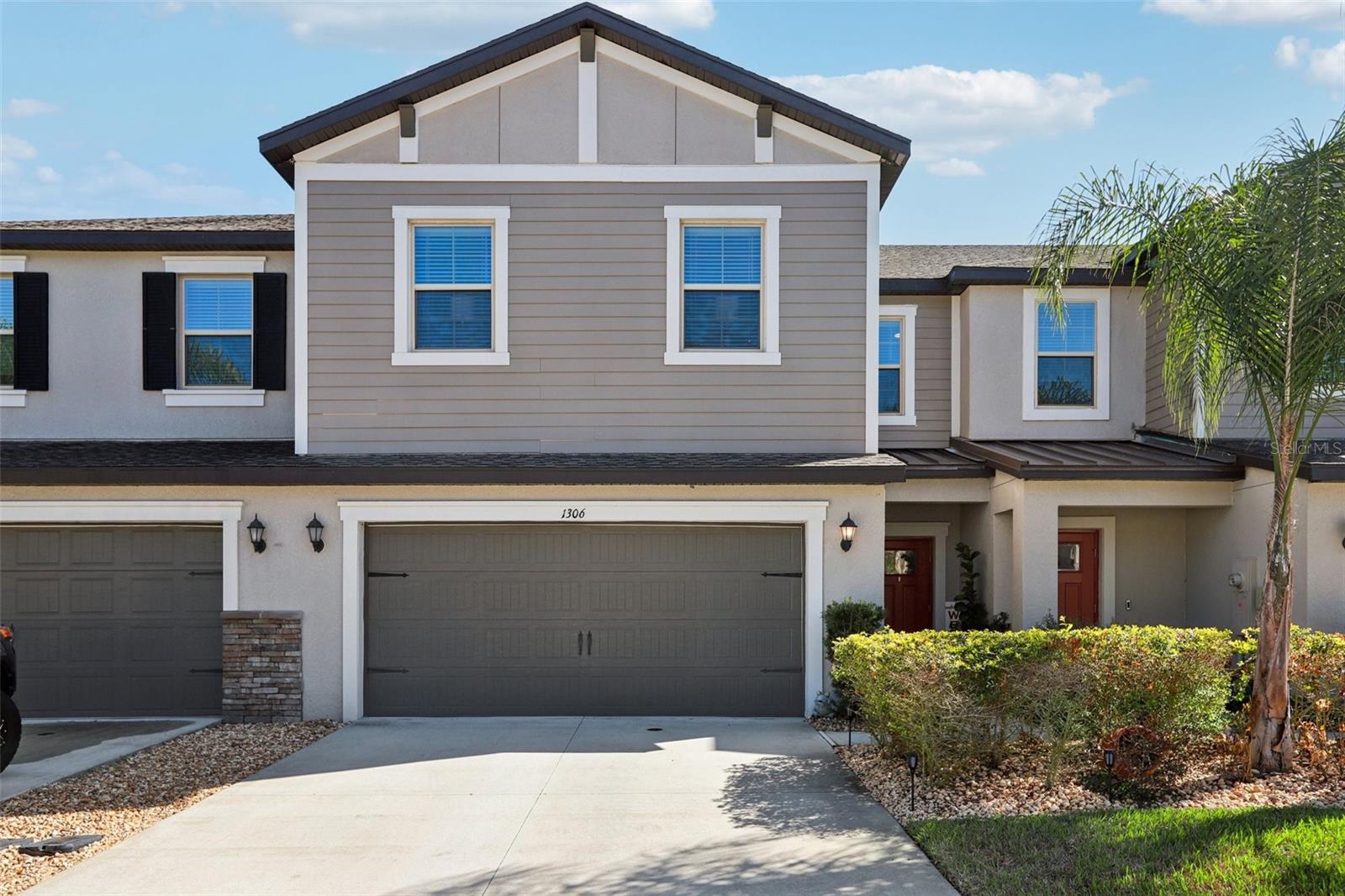 Photo of 1306 WHITE FOX RUN LUTZ FL 33549