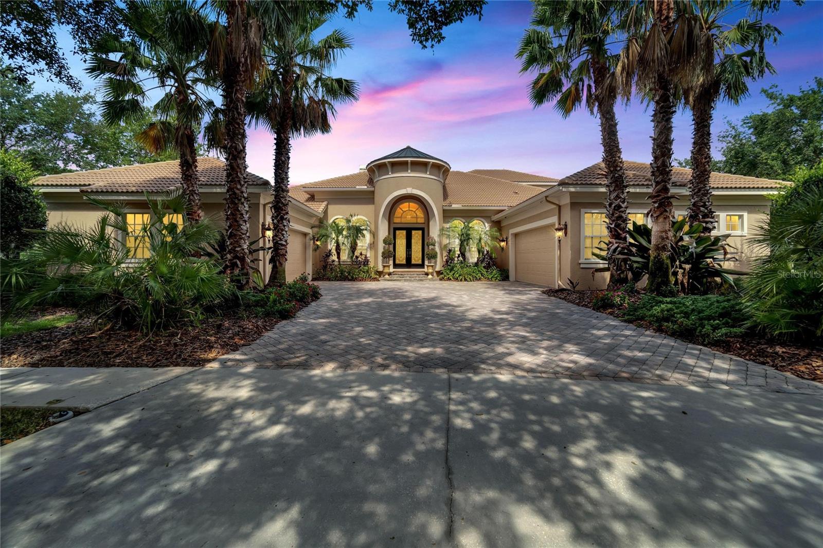 Photo of 15101 KESTRELGLEN WAY LITHIA FL 33547