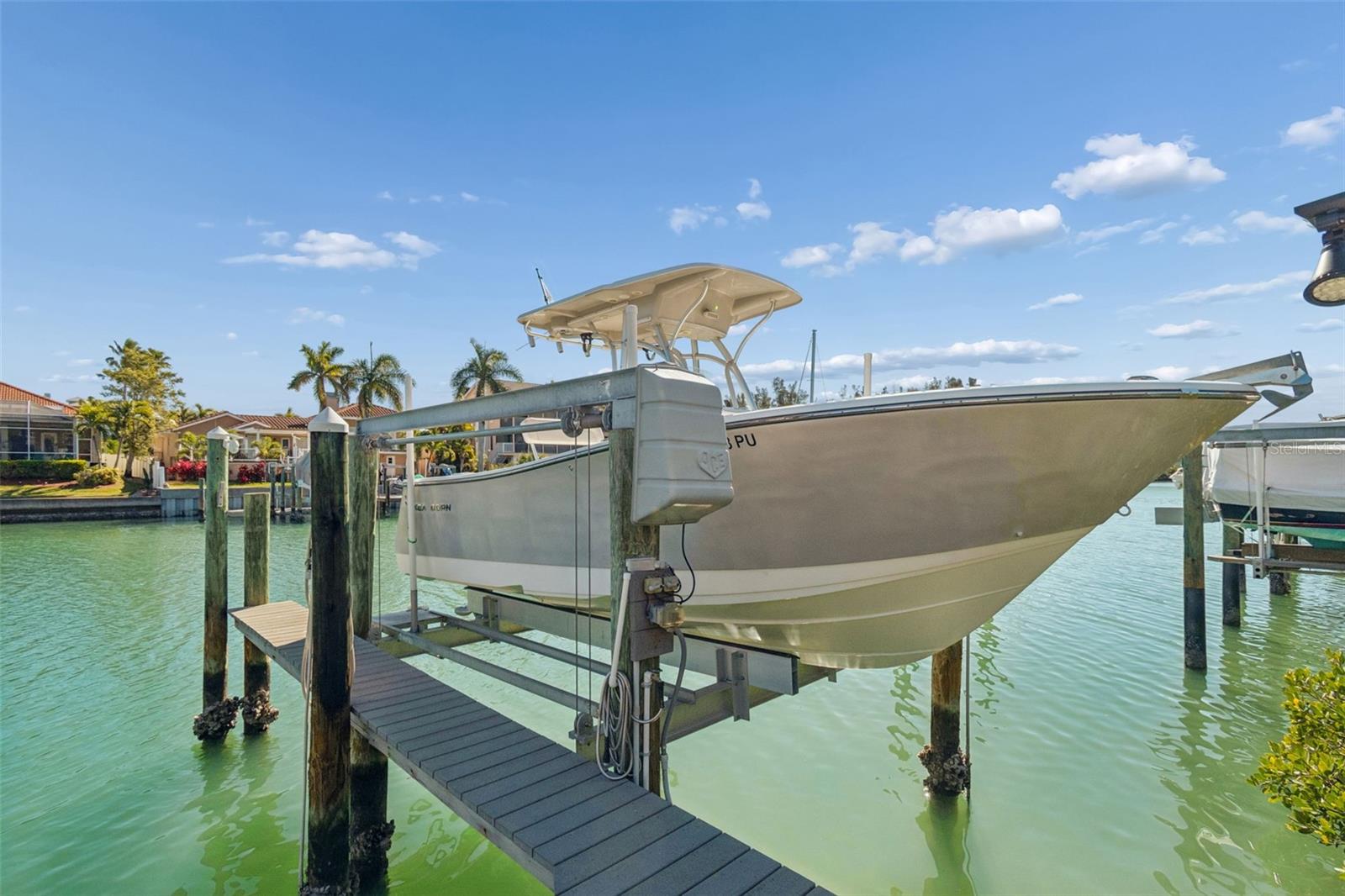 Photo of 1117 PINELLAS BAYWAY #301 ST PETERSBURG FL 33715