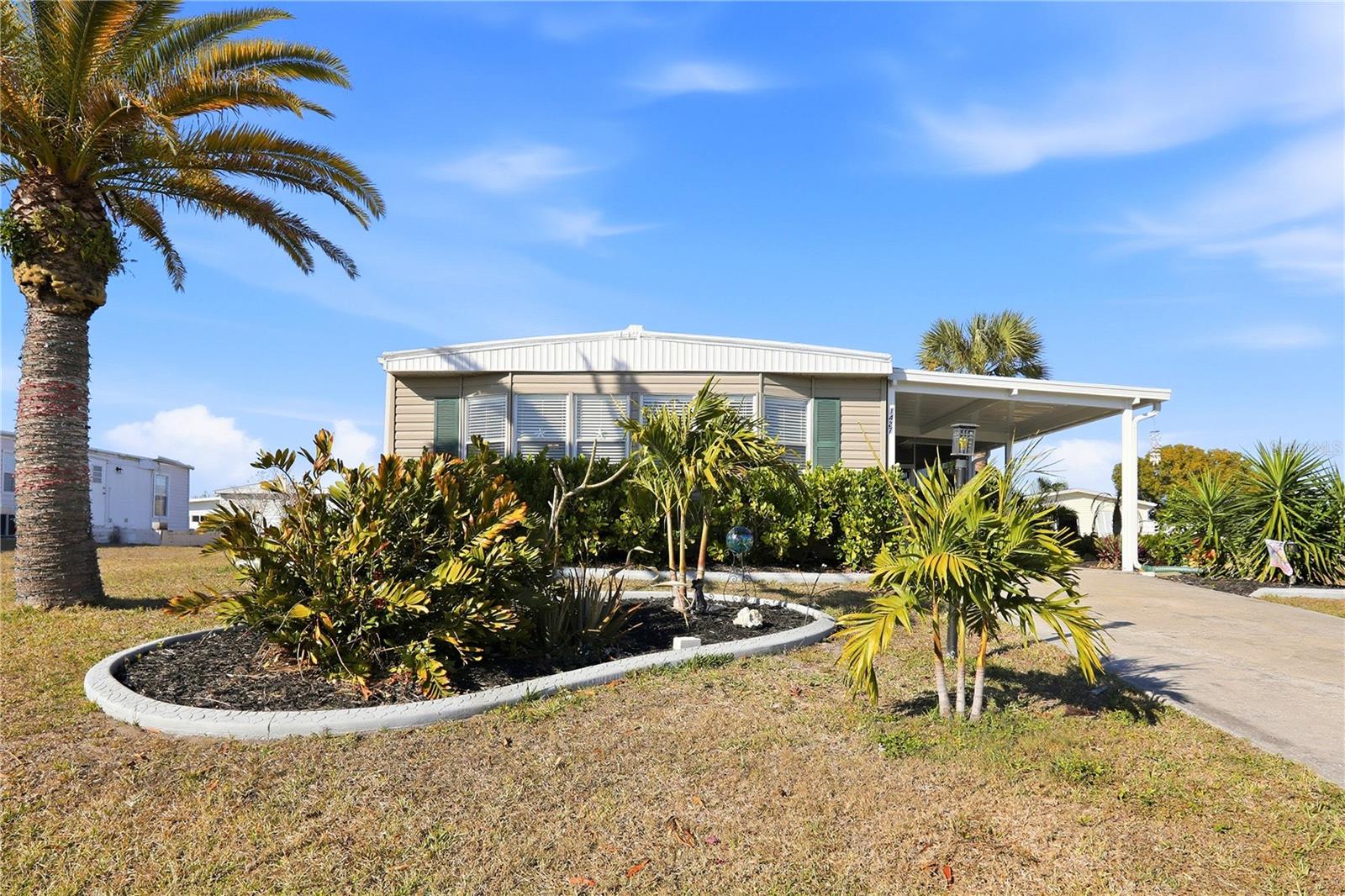 Photo of 1427 SANDERLING DRIVE ENGLEWOOD FL 34224