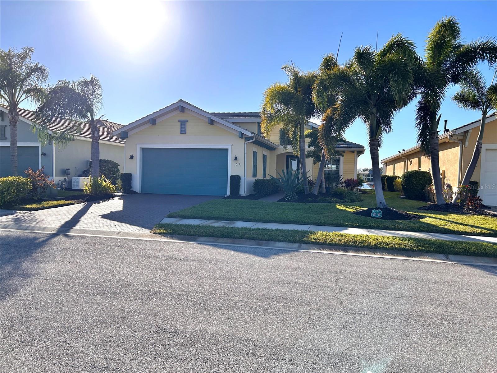 Photo of 1022 OVERLOOK COURT BRADENTON FL 34208