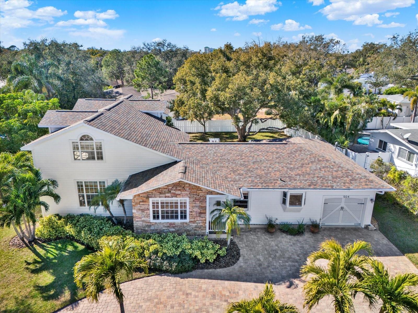 Photo of 504 FAIRVIEW ROAD BELLEAIR FL 33756