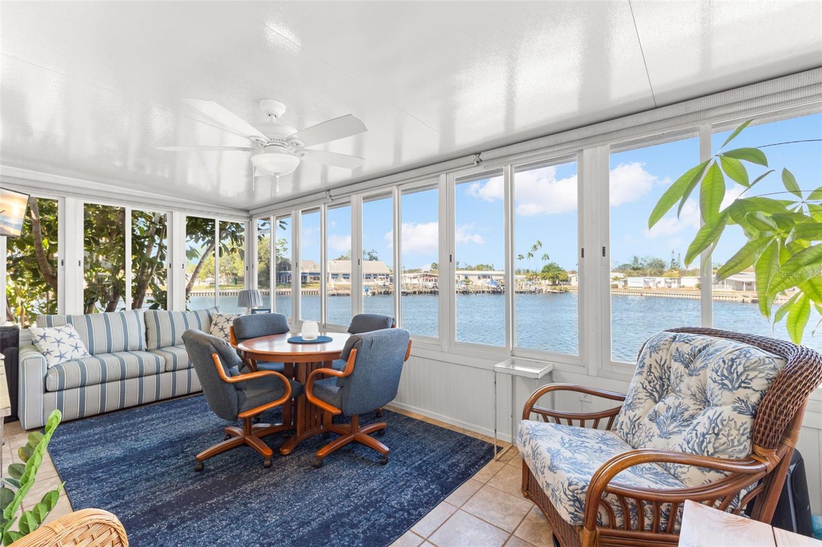 Photo of 7166 MOUNT ARLINGTON DRIVE #418 ST PETERSBURG FL 33702
