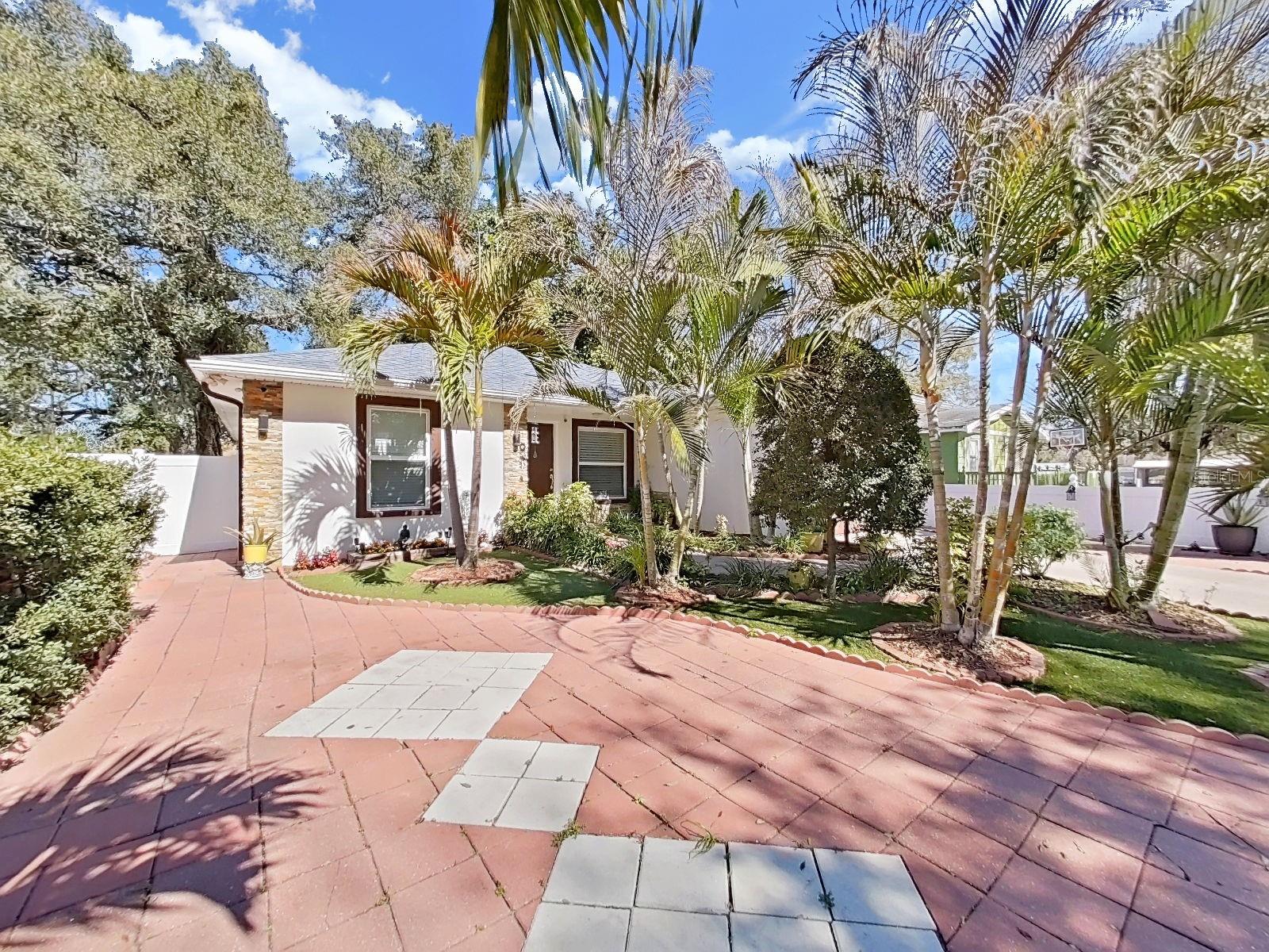Photo of 3306 E CHELSEA STREET TAMPA FL 33610