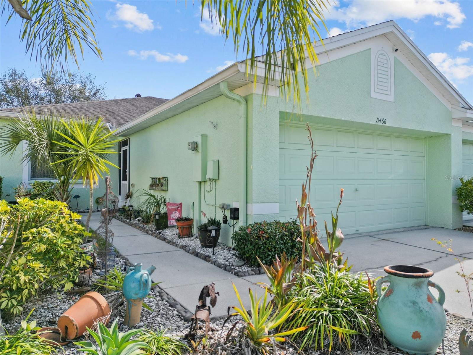 Photo of 11466 CAPTIVA KAY DRIVE RIVERVIEW FL 33569