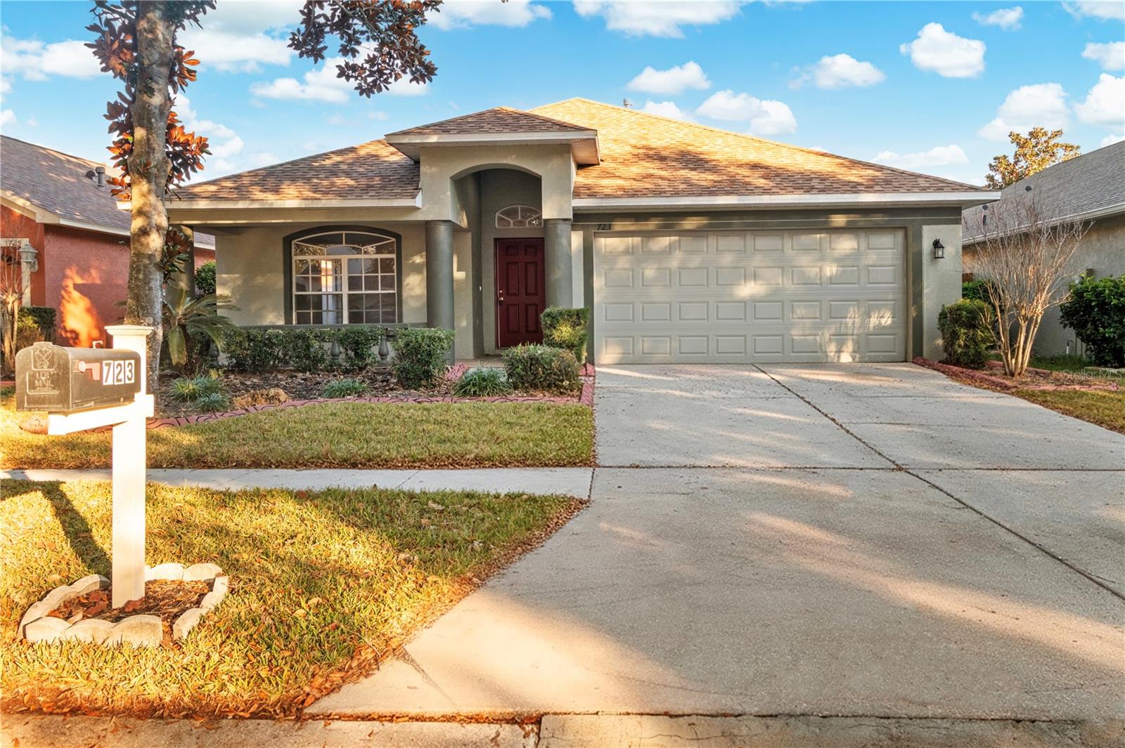 Photo of 723 ERIK LAKE ROAD BRANDON FL 33510