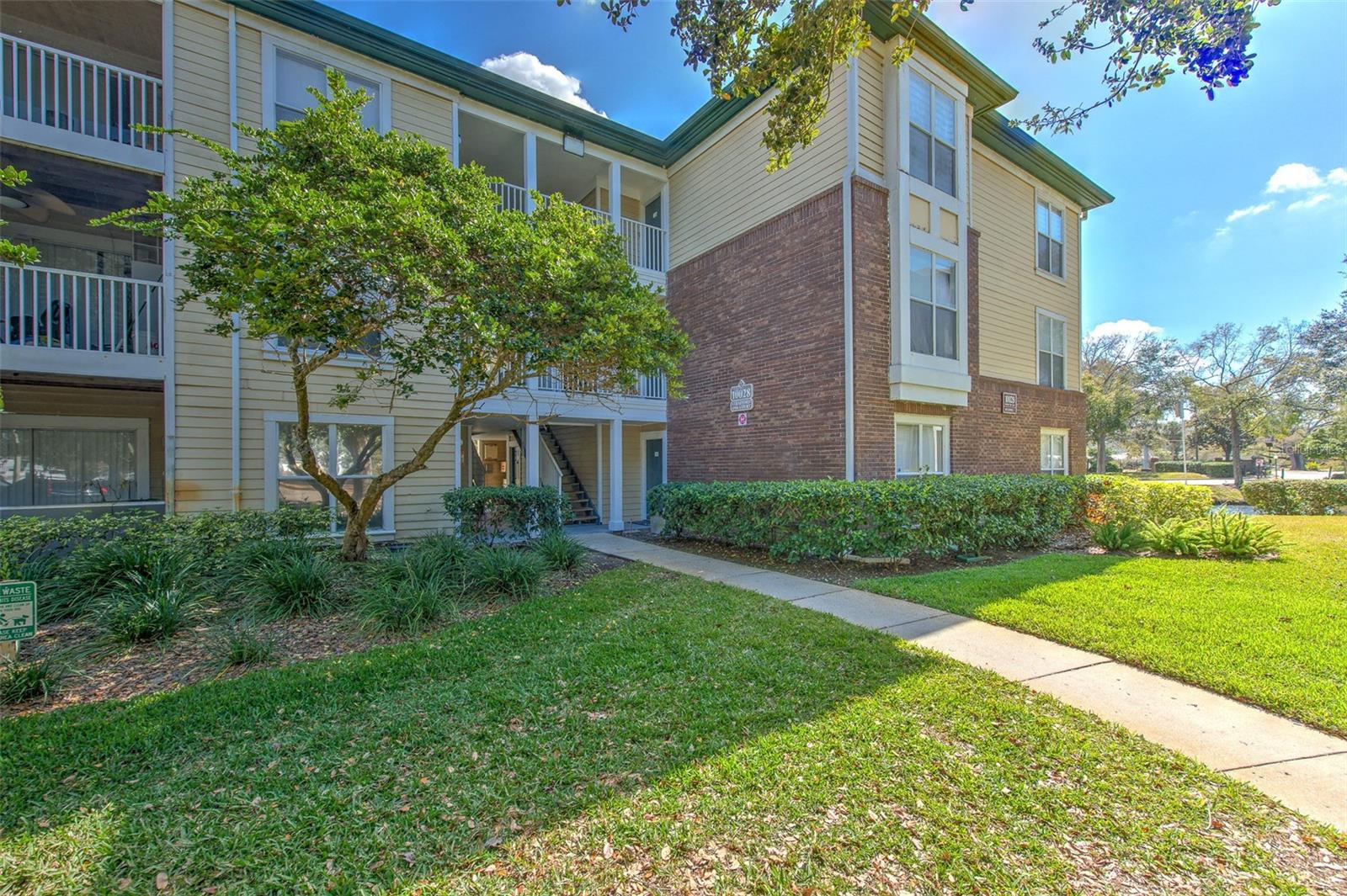 Photo of 10028 STRAFFORD OAK COURT #716 TAMPA FL 33624
