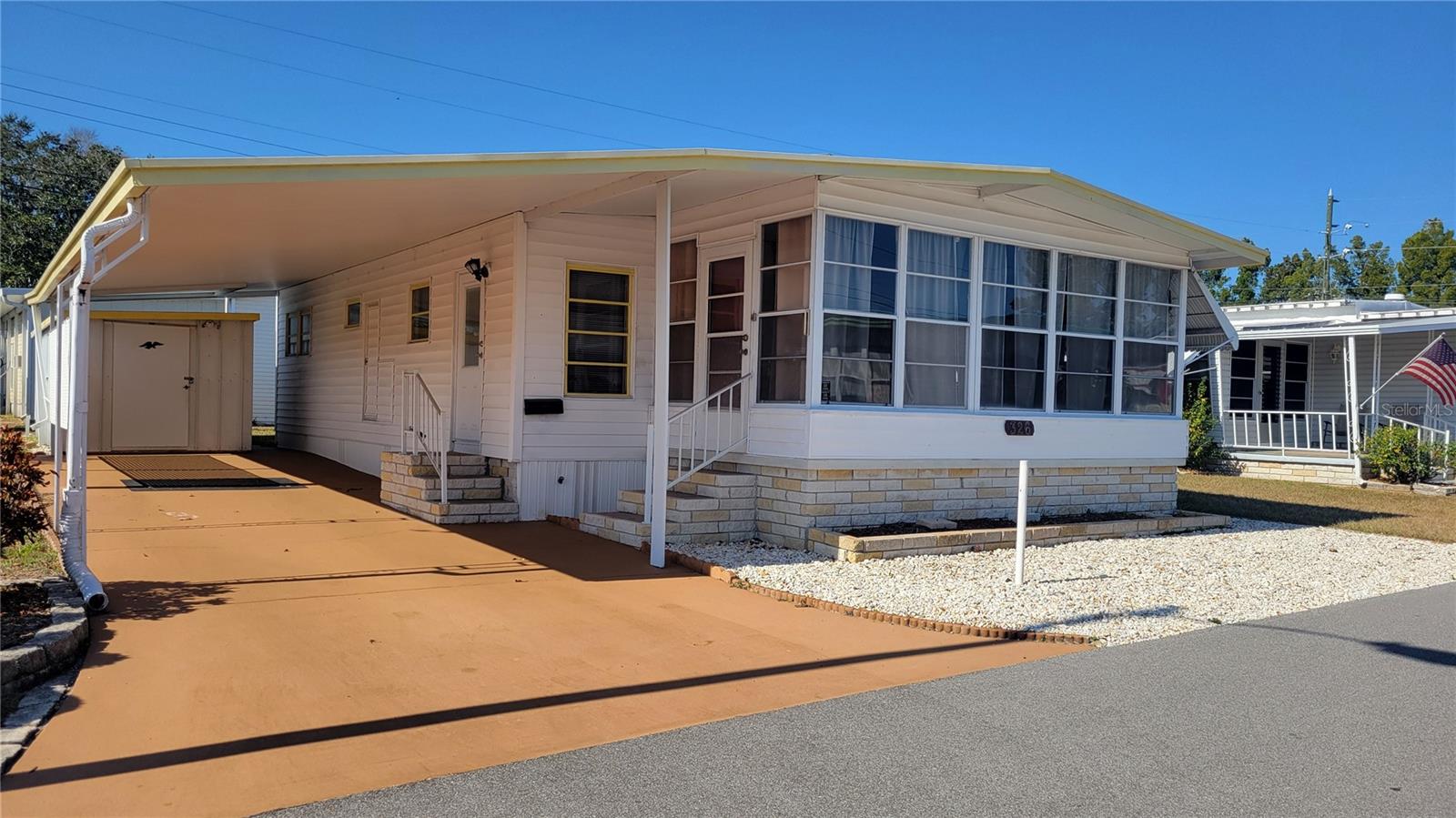Photo of 585 SKY HARBOR DRIVE #326 CLEARWATER FL 33759