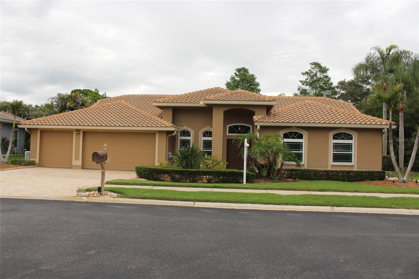 Photo of 2303 OXFORD COURT SAFETY HARBOR FL 34695