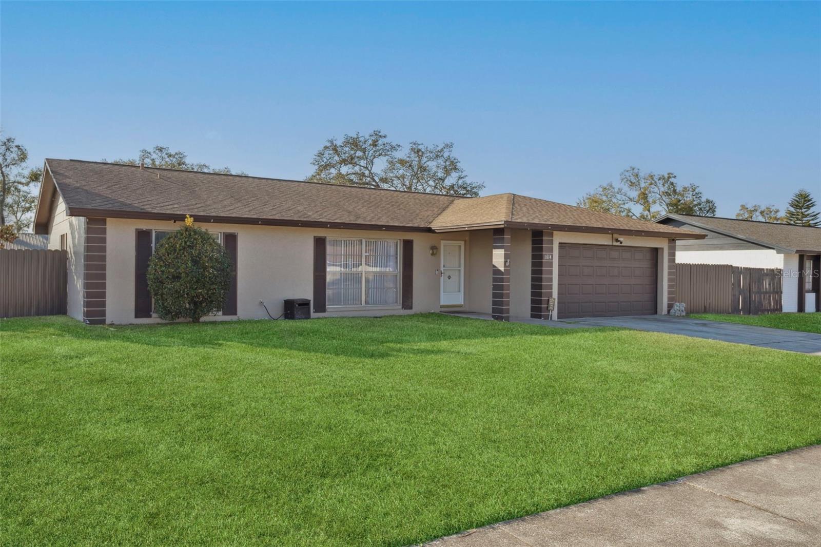Photo of 1614 BERKSHIRE DRIVE BRANDON FL 33511