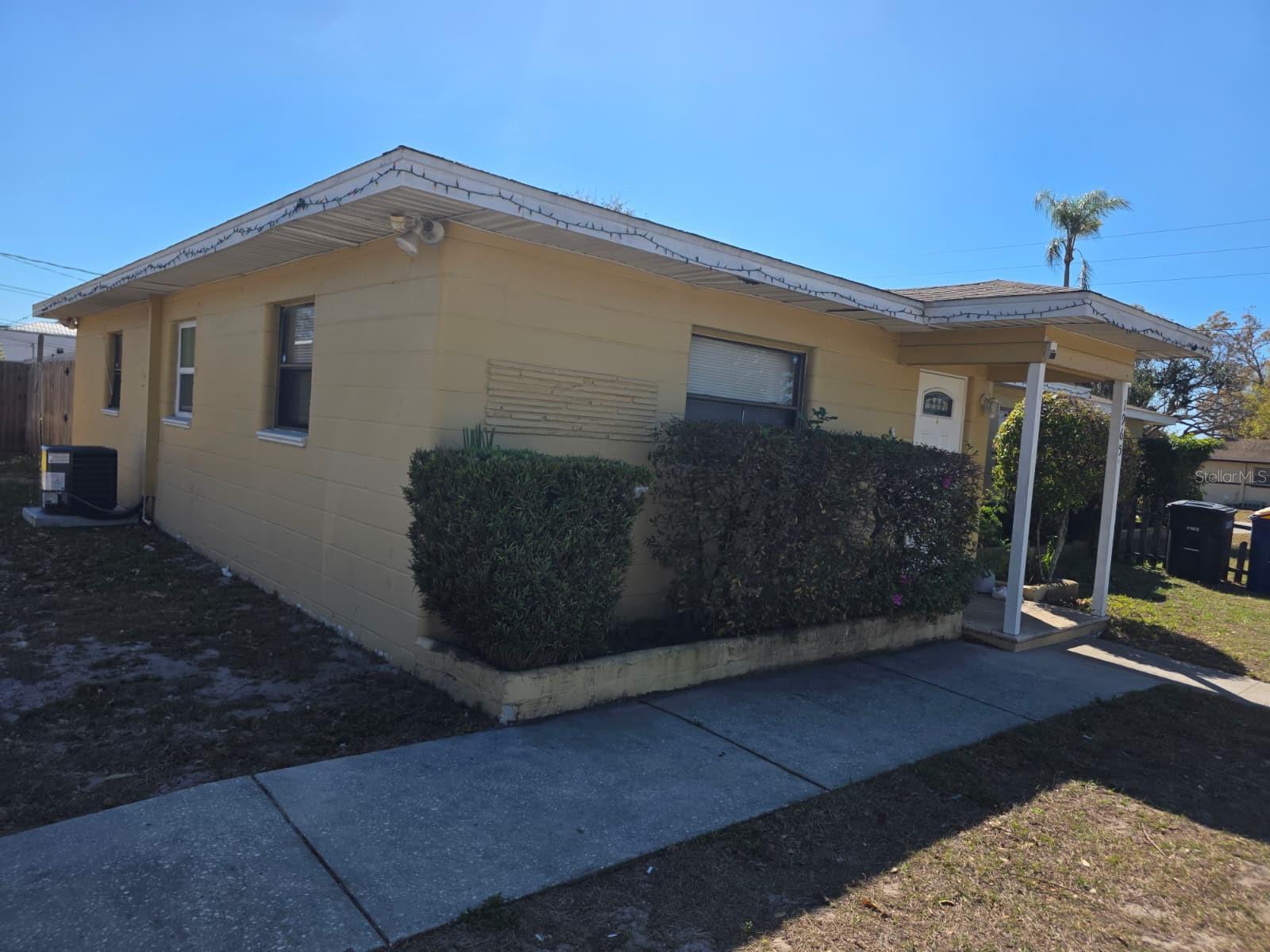 Photo of 1965 RAINBOW DRIVE CLEARWATER FL 33765