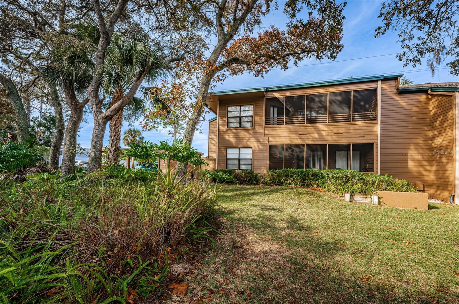 Photo of 802 LENNOX ROAD #802 PALM HARBOR FL 34683