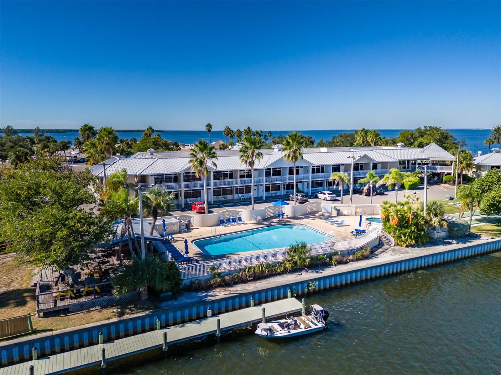 Photo of 611 DESTINY DRIVE #101 RUSKIN FL 33570