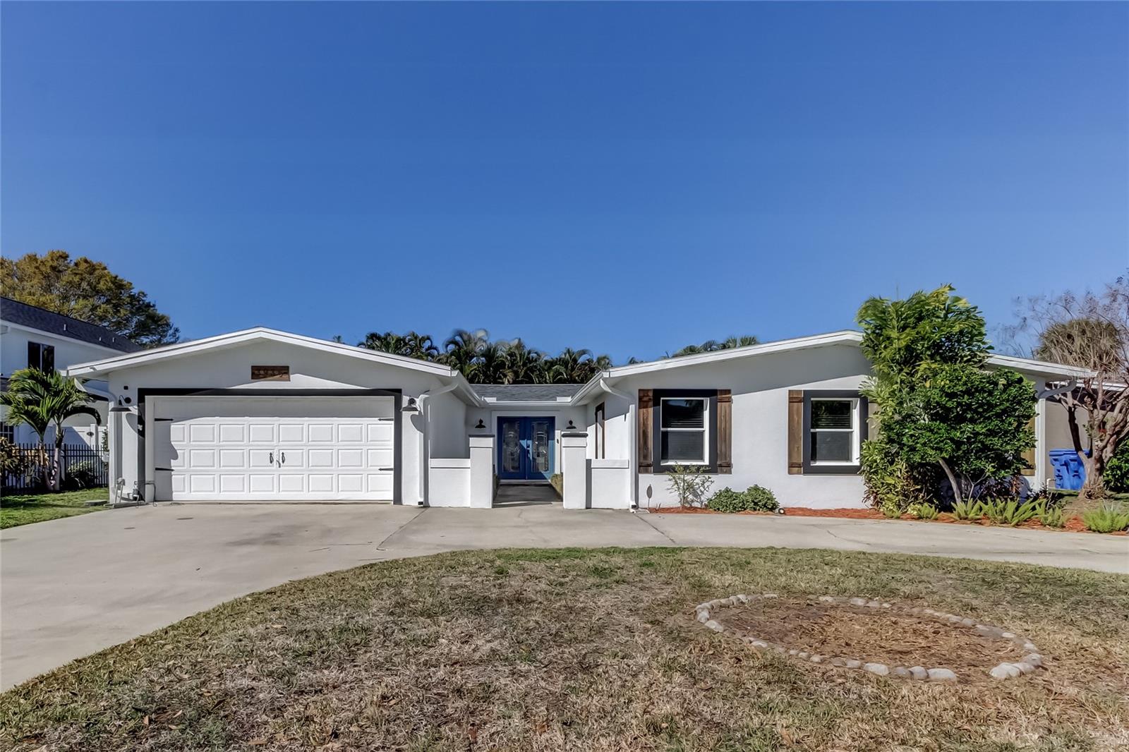 Photo of 3936 E EDEN ROC CIRCLE TAMPA FL 33634