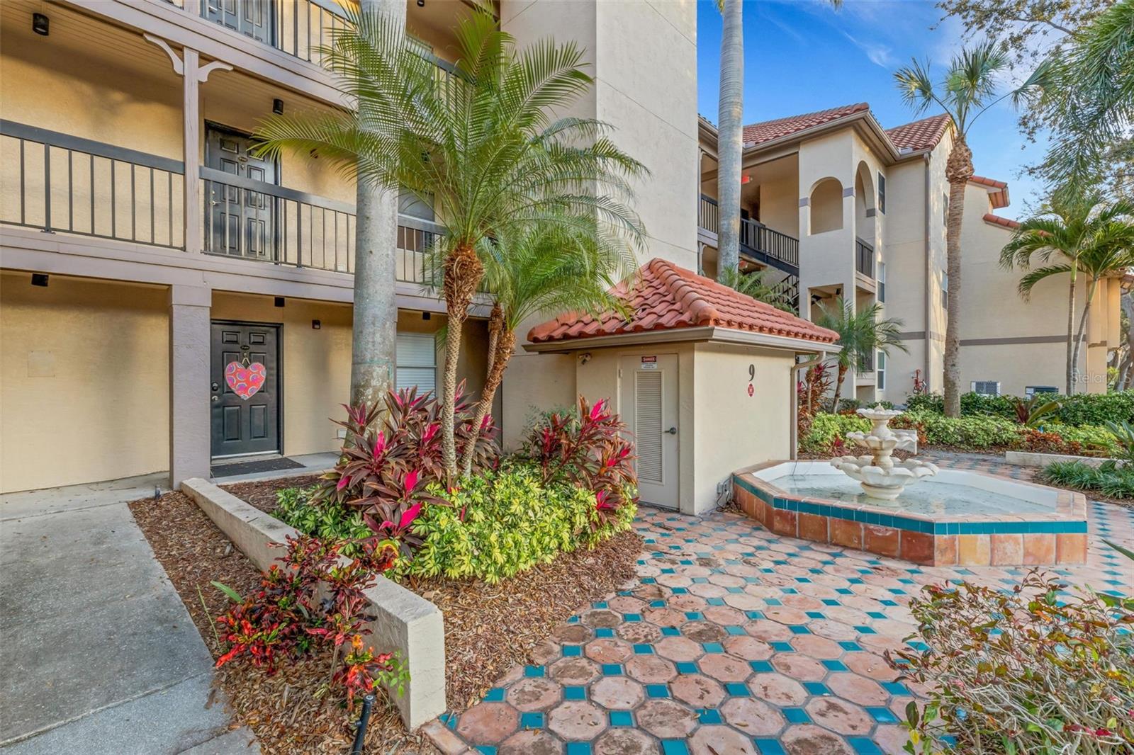 Photo of 2400 FEATHER SOUND DRIVE #924 CLEARWATER FL 33762
