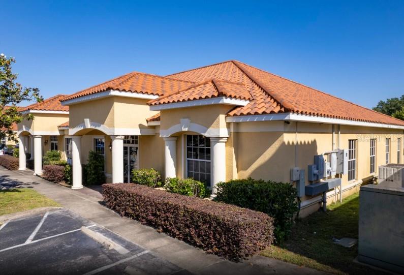 Photo of 1070 E BRANDON BOULEVARD BRANDON FL 33511