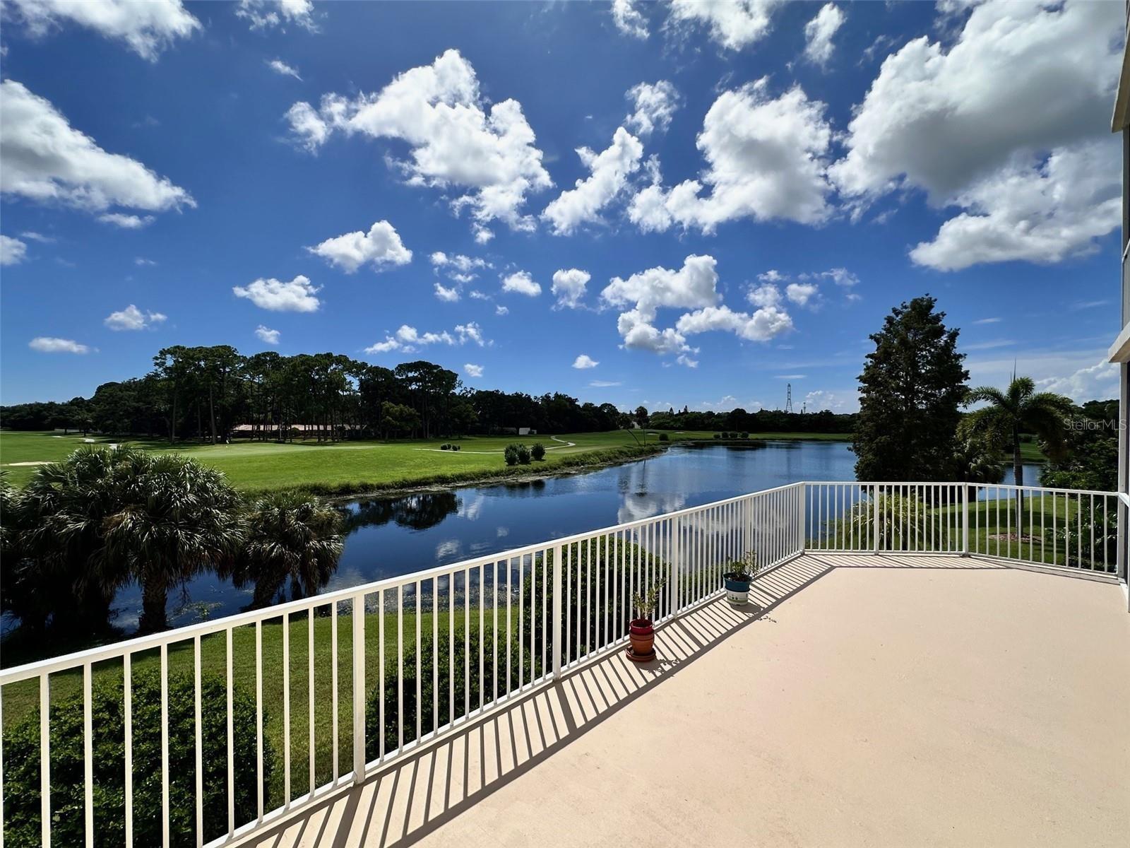 Photo of 1200 COUNTRY CLUB DRIVE #2106 LARGO FL 33771