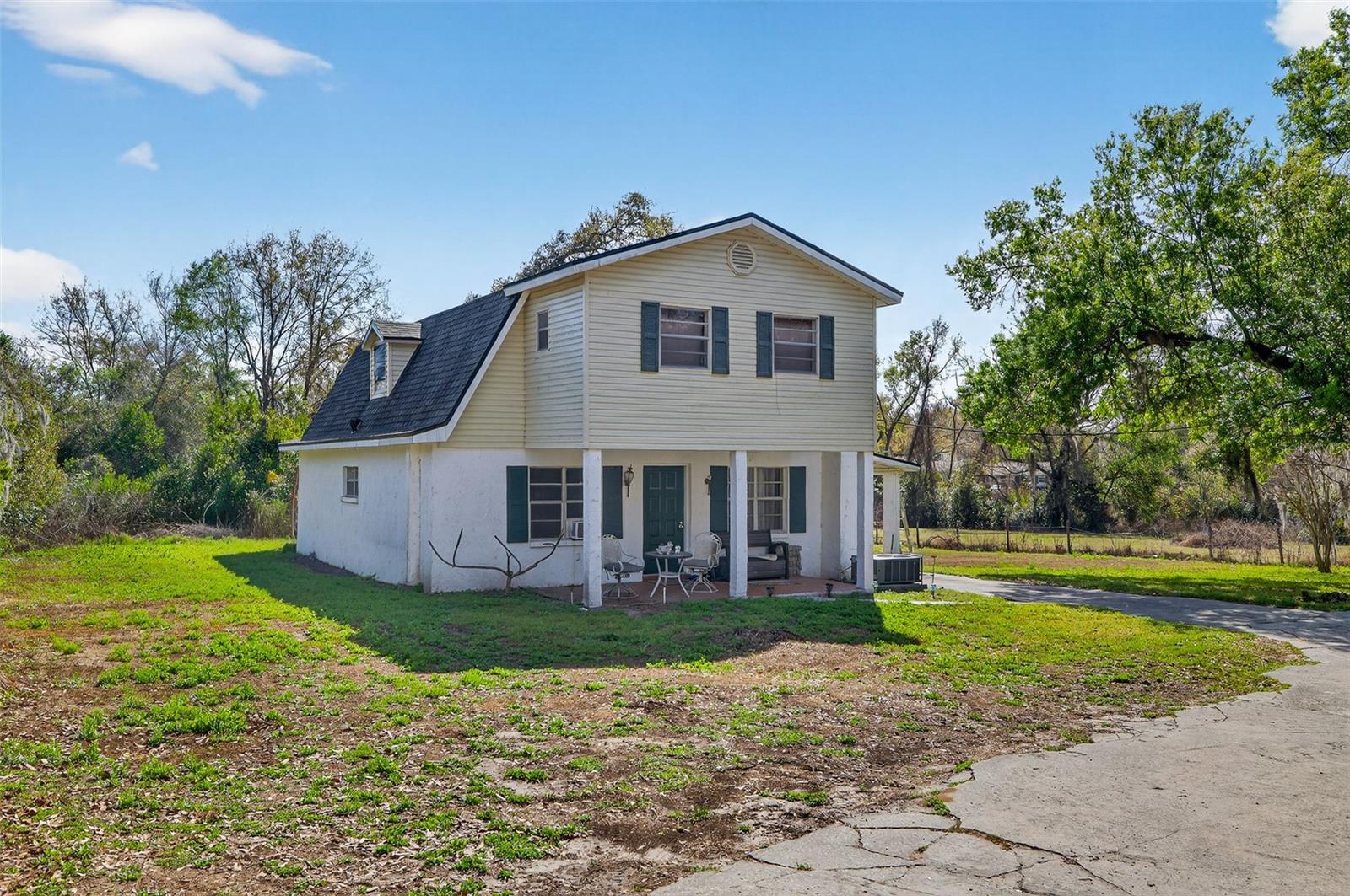 Photo of 902 TWO HOUSES LANE SEFFNER FL 33584