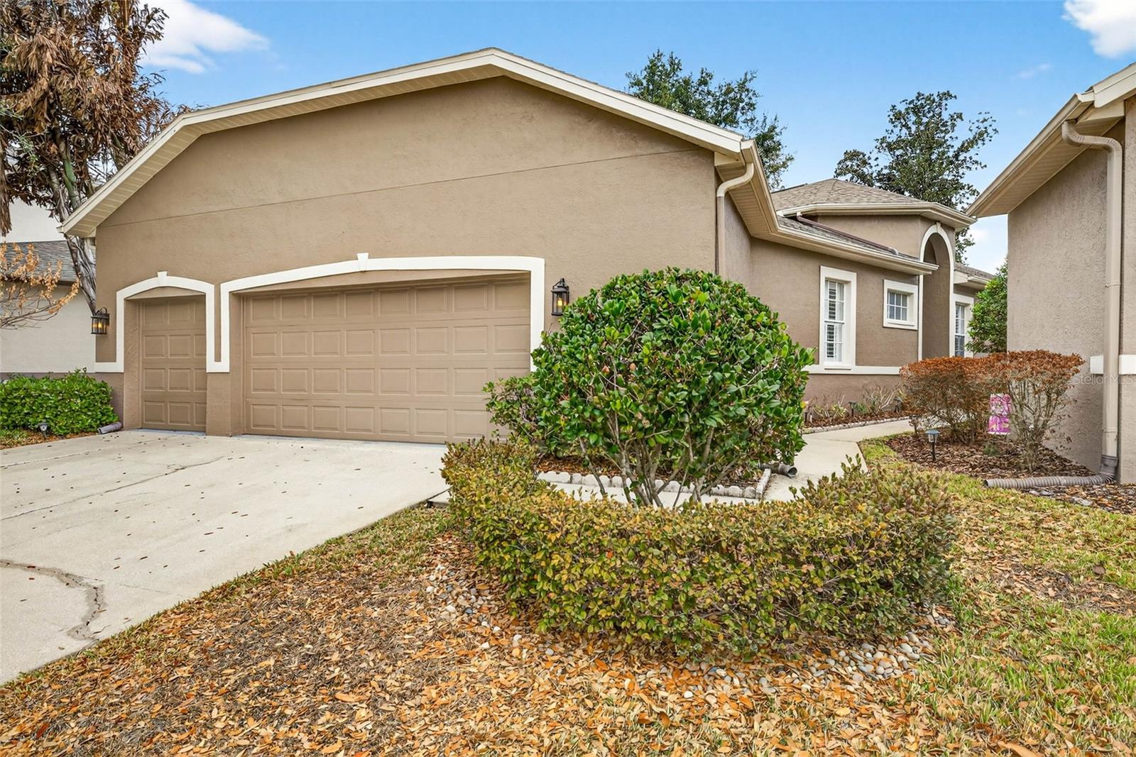 Photo of 5215 FAIRWAY ONE DRIVE VALRICO FL 33596