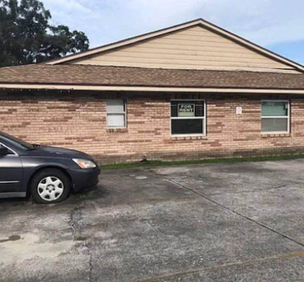 Photo of 3124 BLOOMINGDALE VILLAS COURT BRANDON FL 33511