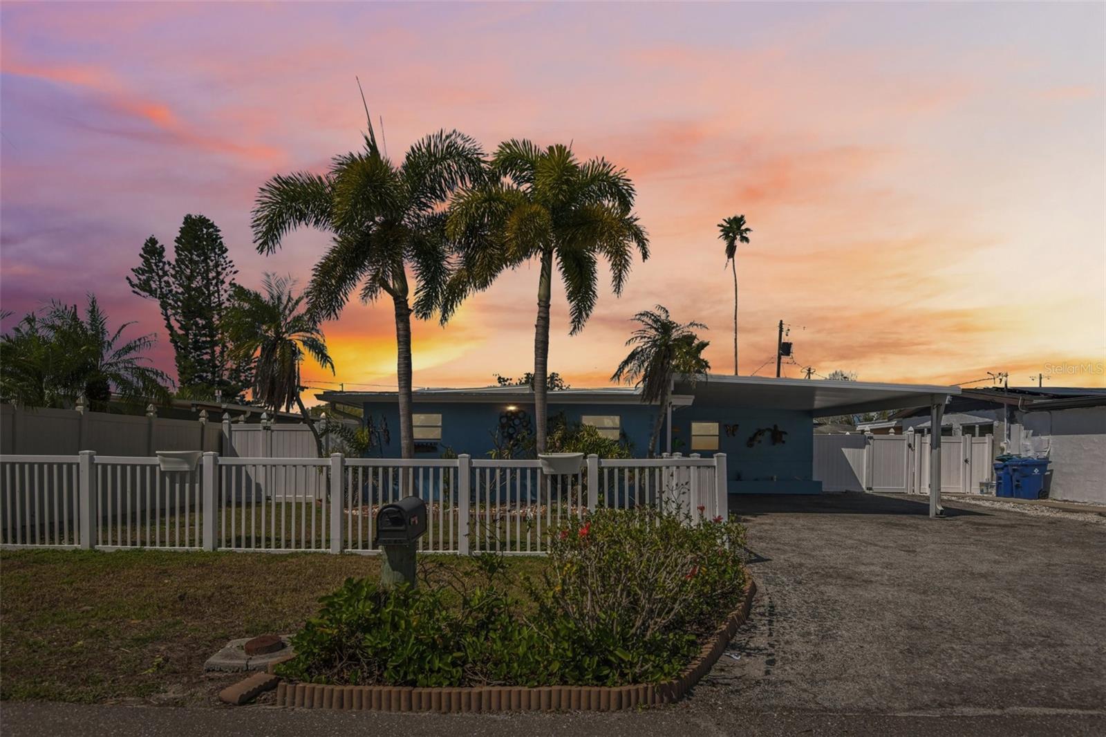 Photo of 204 160TH AVENUE REDINGTON BEACH FL 33708