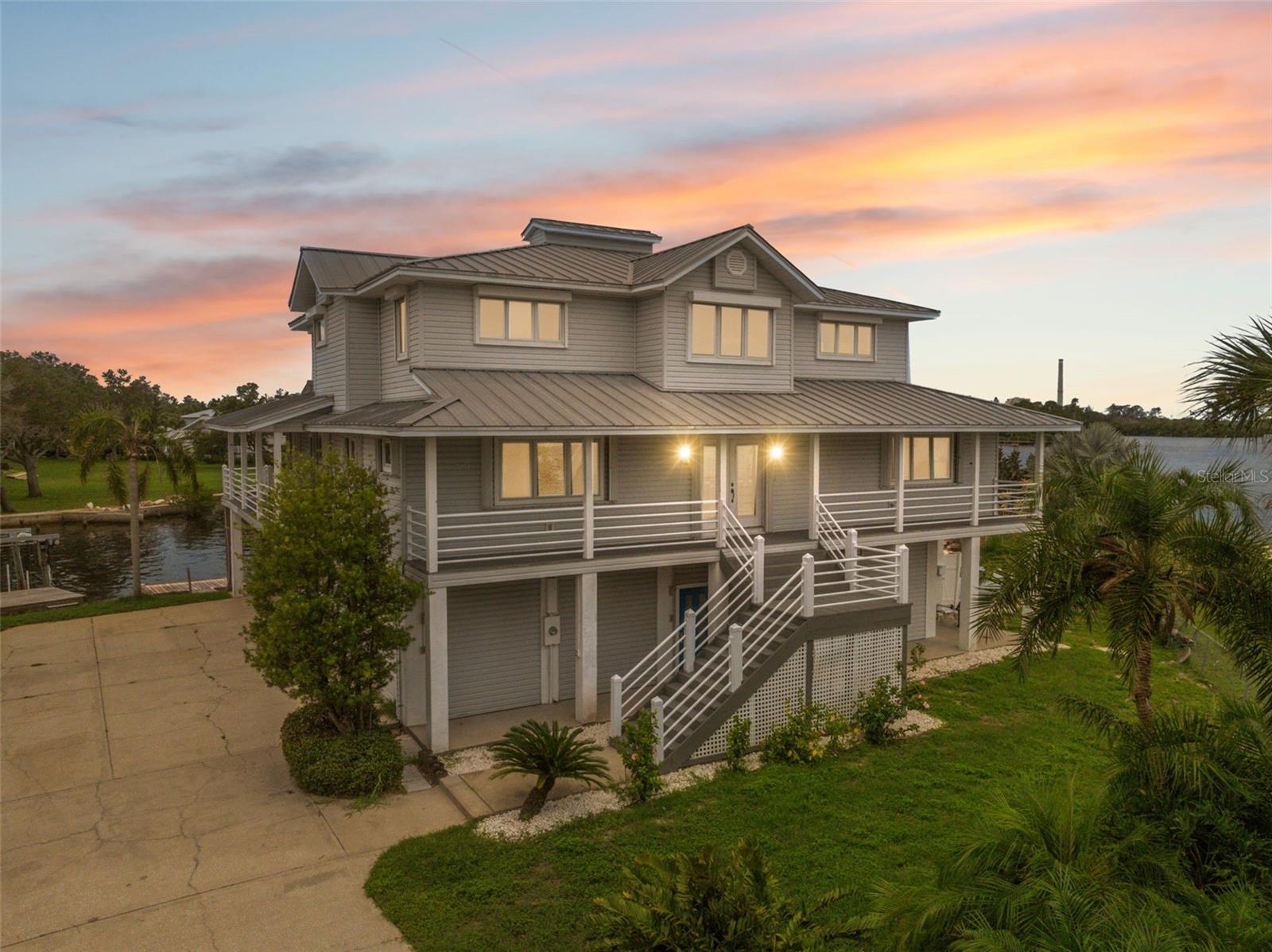 Photo of 1906 GULFVIEW DRIVE HOLIDAY FL 34691
