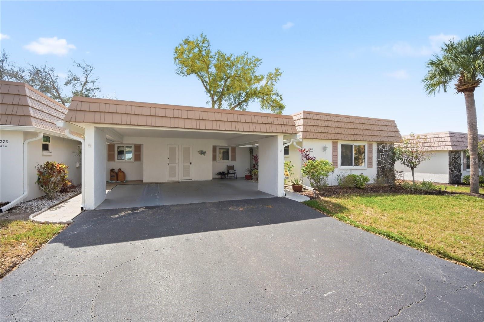 Photo of 2320 AQUABLUFF PLACE #V274 SARASOTA FL 34231