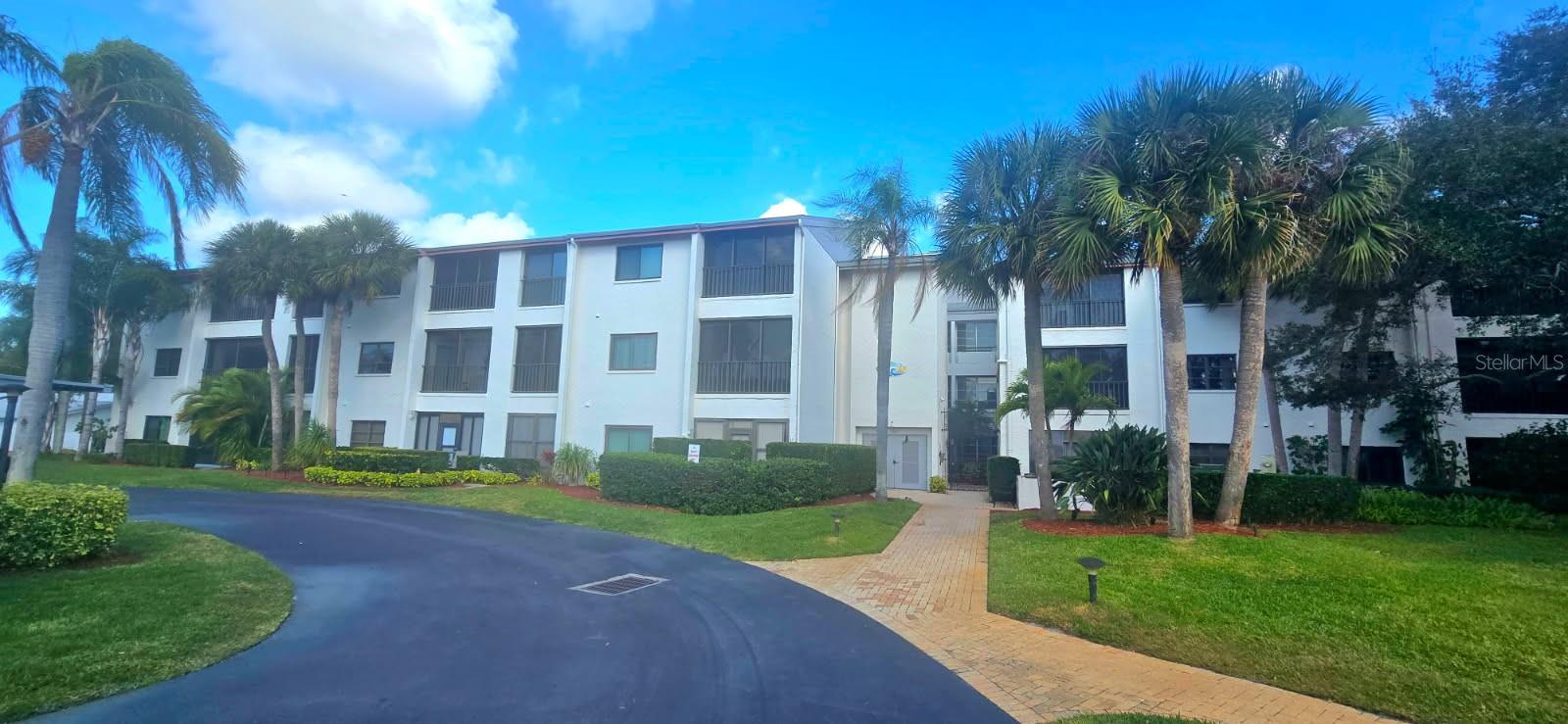 Photo of 1001 TARTAN DRIVE #302 PALM HARBOR FL 34684