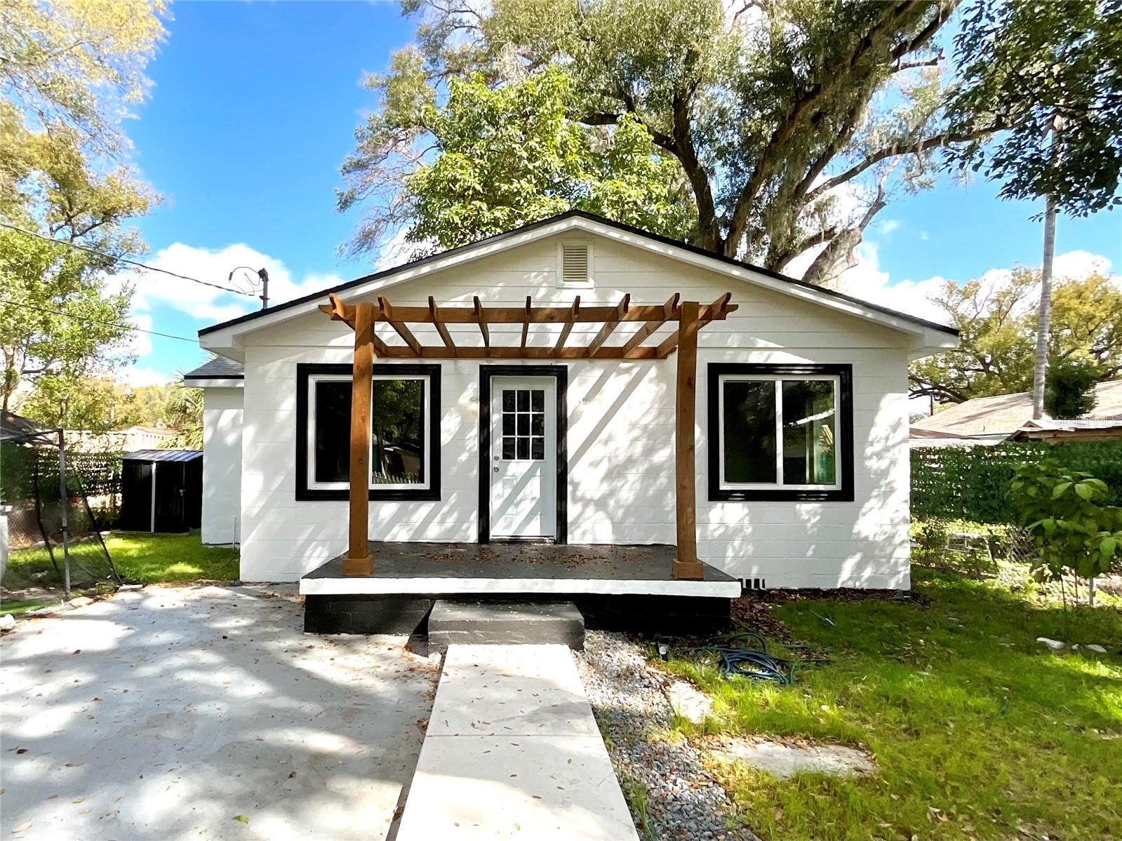 Photo of 2102 E CARACAS STREET TAMPA FL 33610