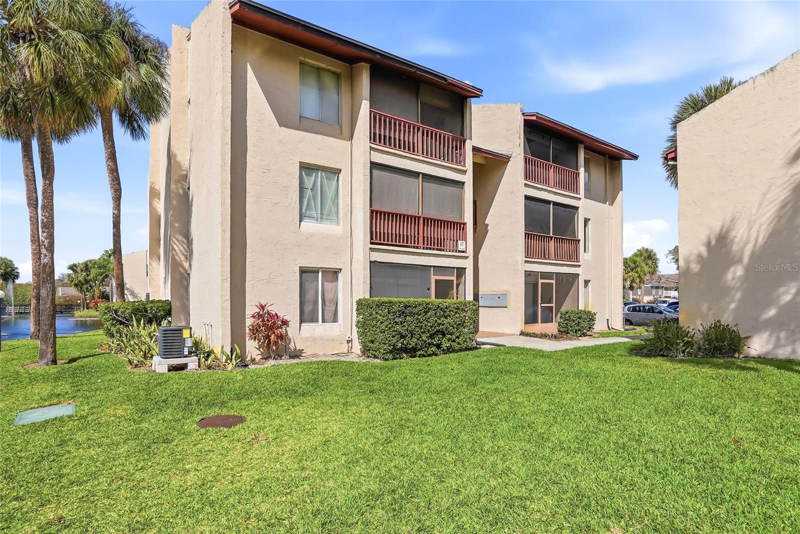 Photo of 8602 CHAMPLAIN COURT #90 TAMPA FL 33614