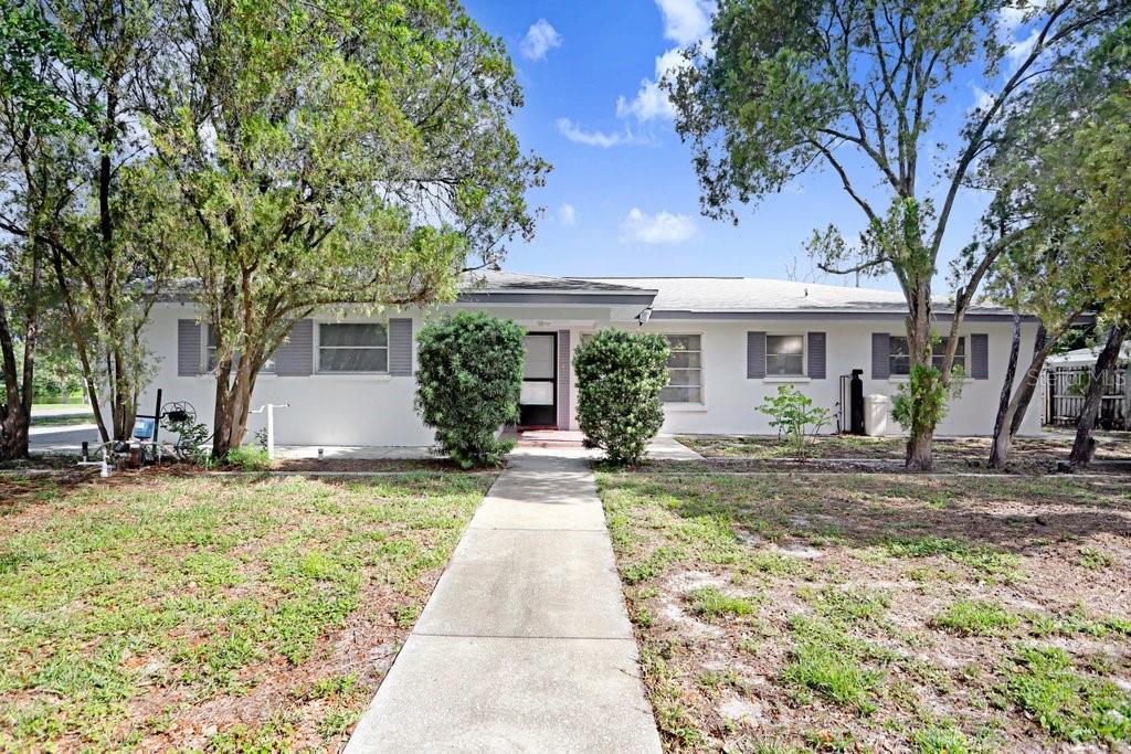 Photo of 1600 PINEWOOD DRIVE CLEARWATER FL 33756