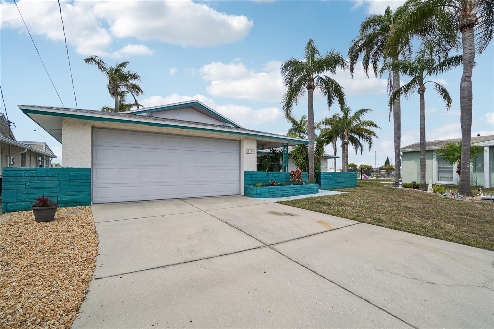 Photo of 6509 NAUTICAL ISLE HUDSON FL 34667