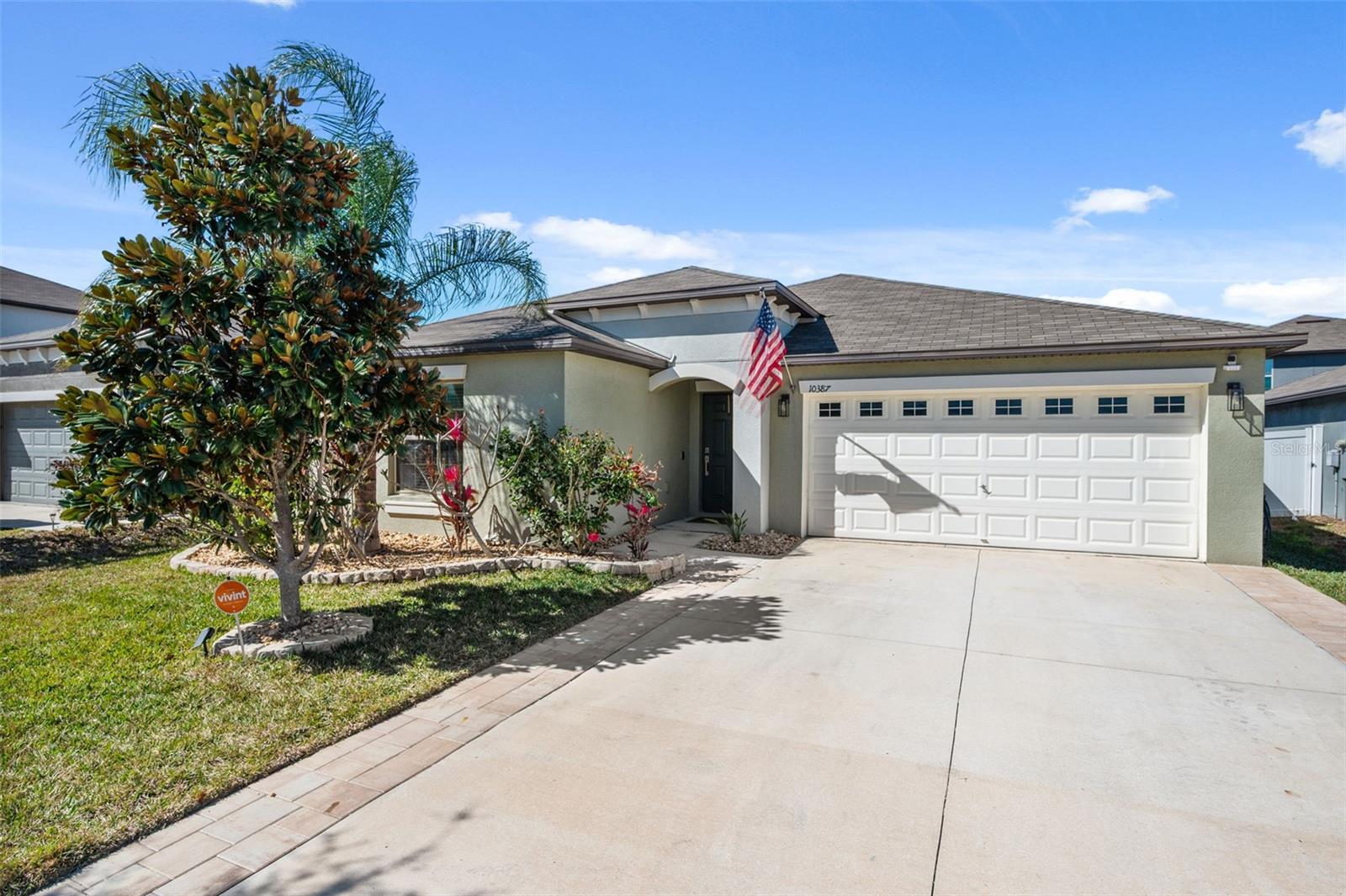 Photo of 10387 SCARLET SKIMMER DRIVE RIVERVIEW FL 33578