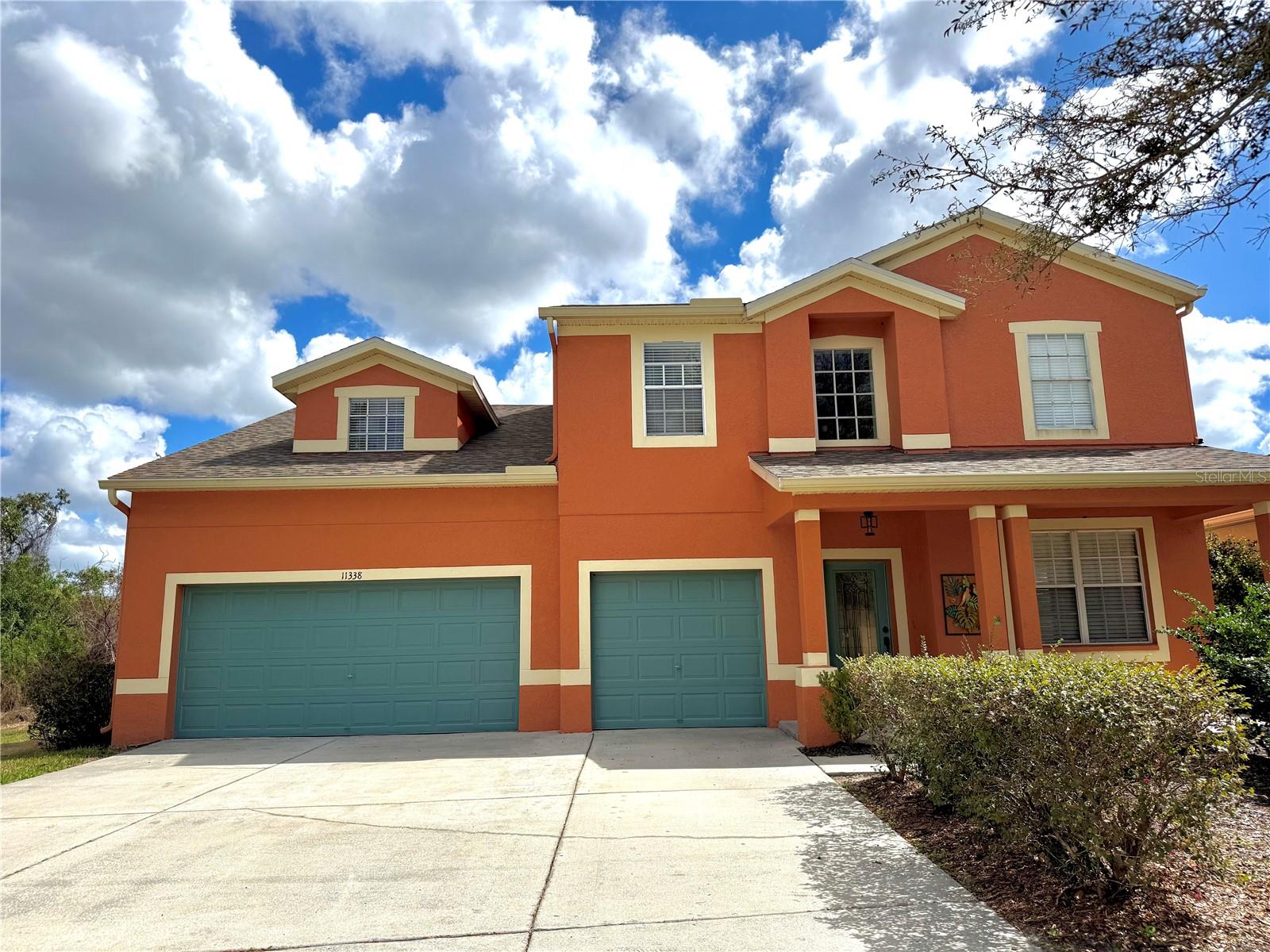 Photo of 11338 LAUREL BROOK COURT RIVERVIEW FL 33569