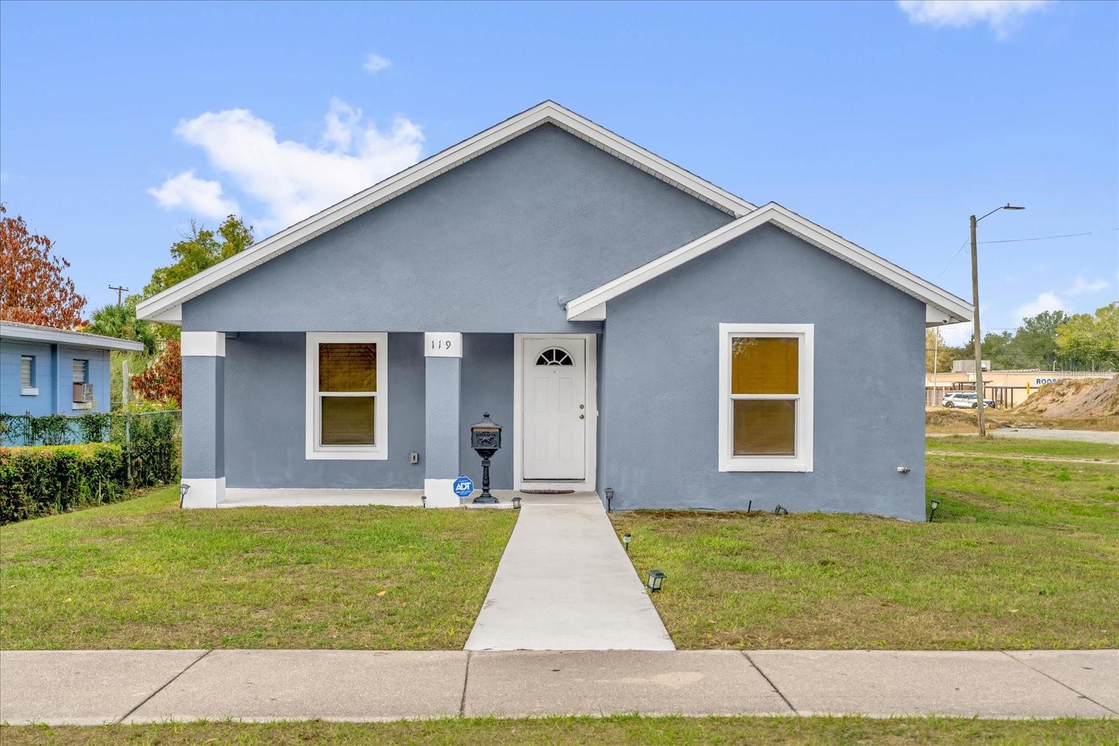 Photo of 119 D STREET LAKE WALES FL 33853