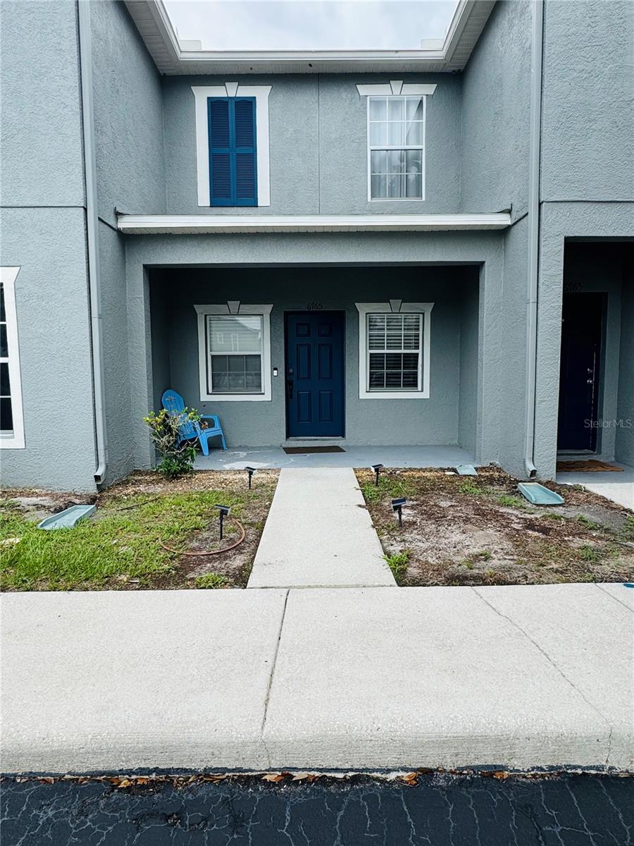 Photo of 6765 LAKE ROCHESTER LANE GIBSONTON FL 33534