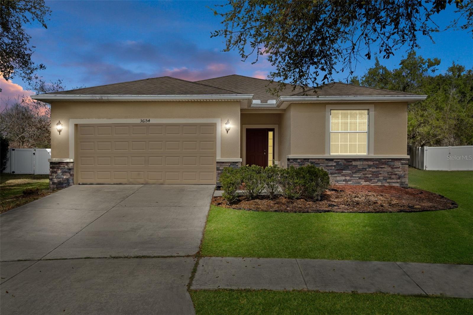 Photo of 36154 LAGUNA HILLS CIRCLE ZEPHYRHILLS FL 33541