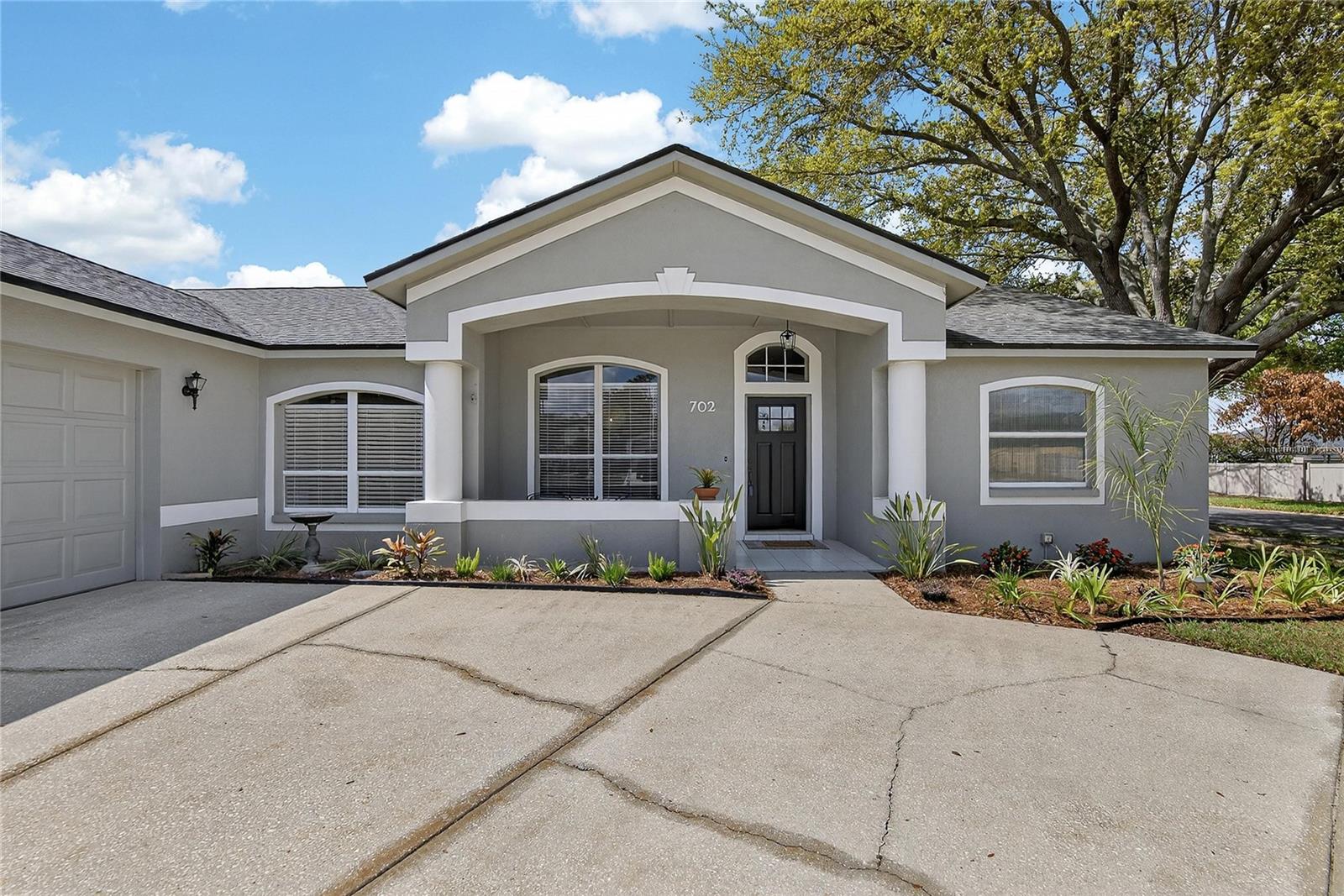 Photo of 702 TUSCANNY STREET BRANDON FL 33511