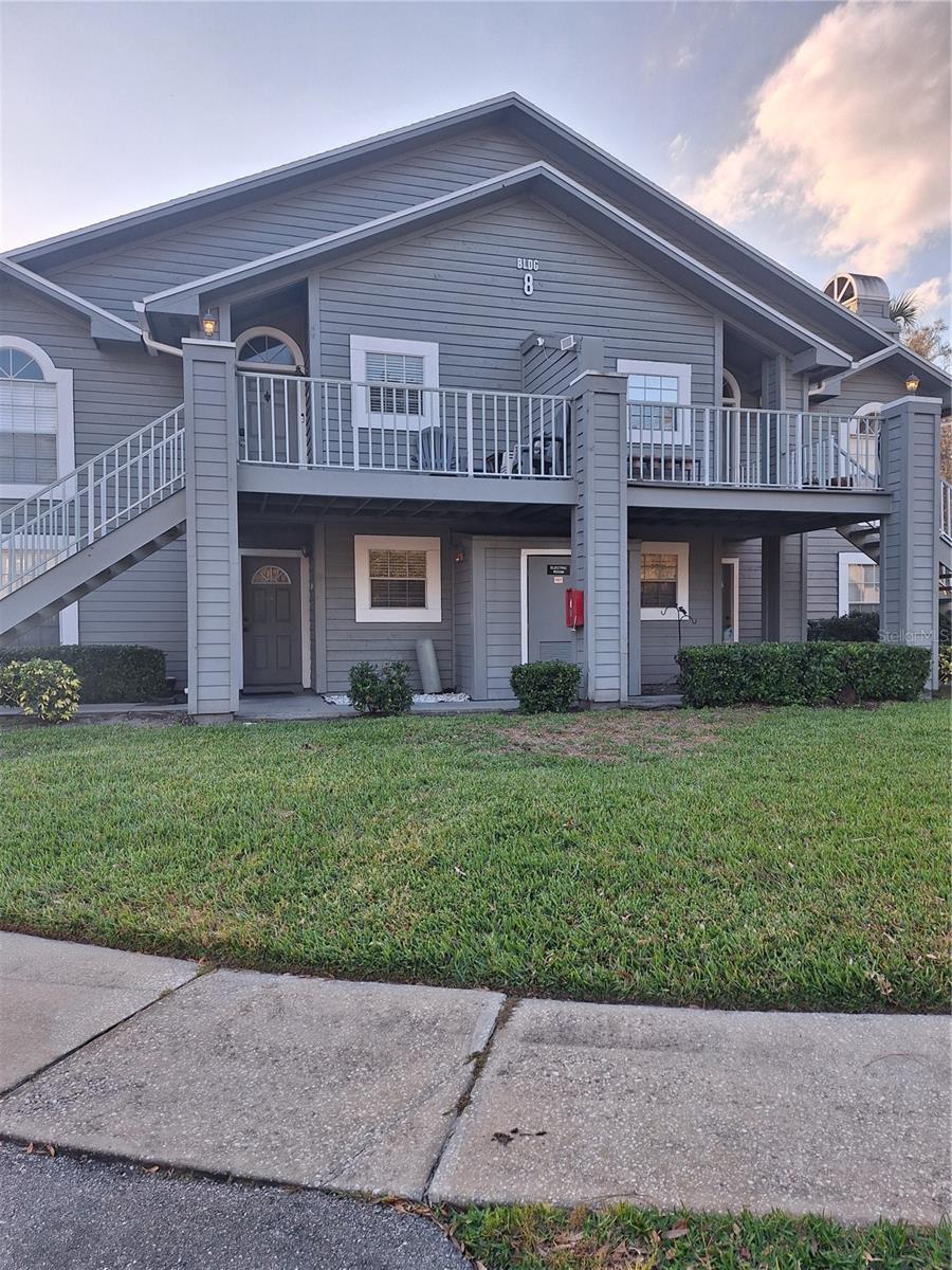 Photo of 11910 SKYLAKE PLACE #E TEMPLE TERRACE FL 33617