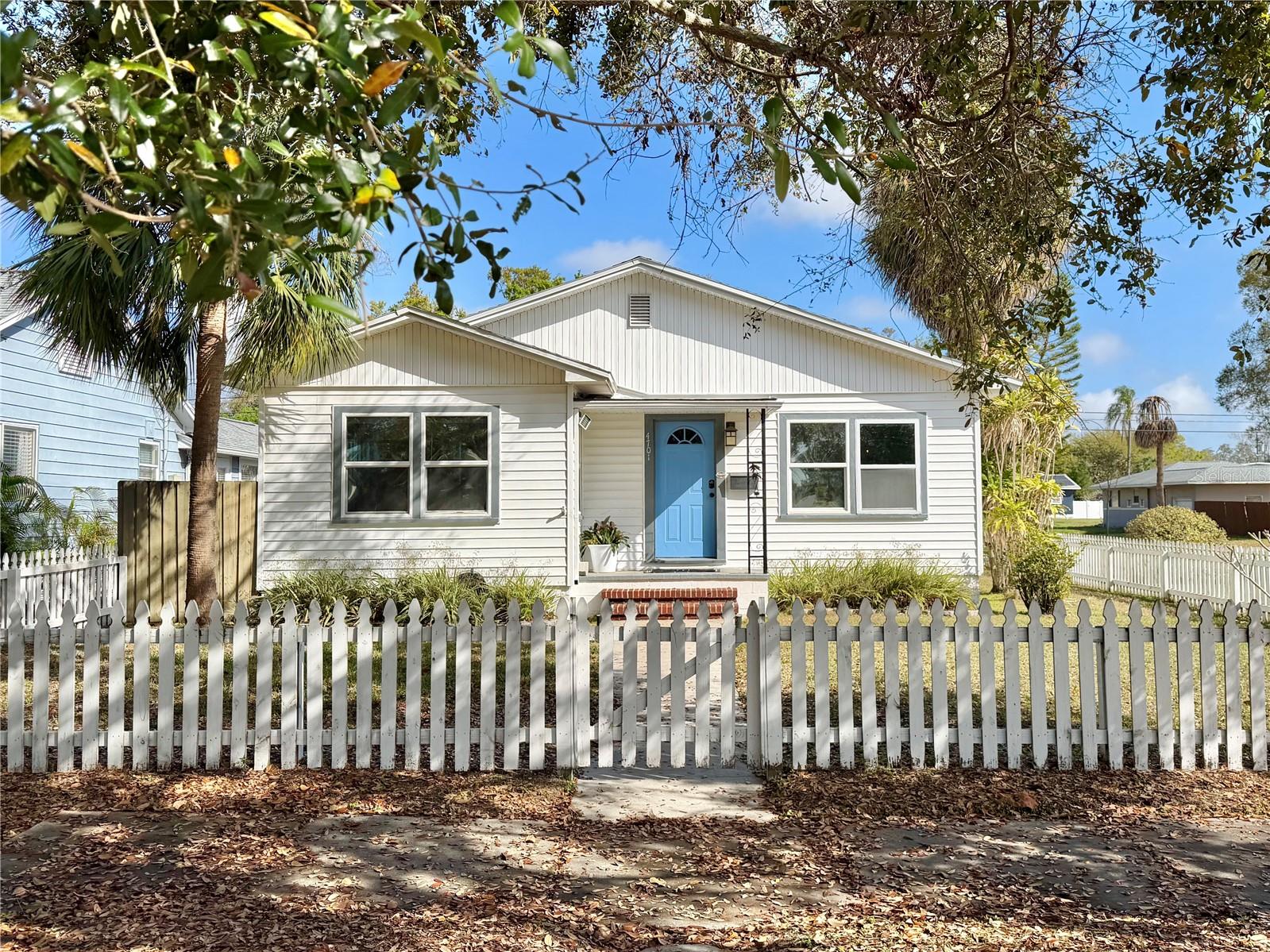 Photo of 4701 1ST AVENUE ST PETERSBURG FL 33713