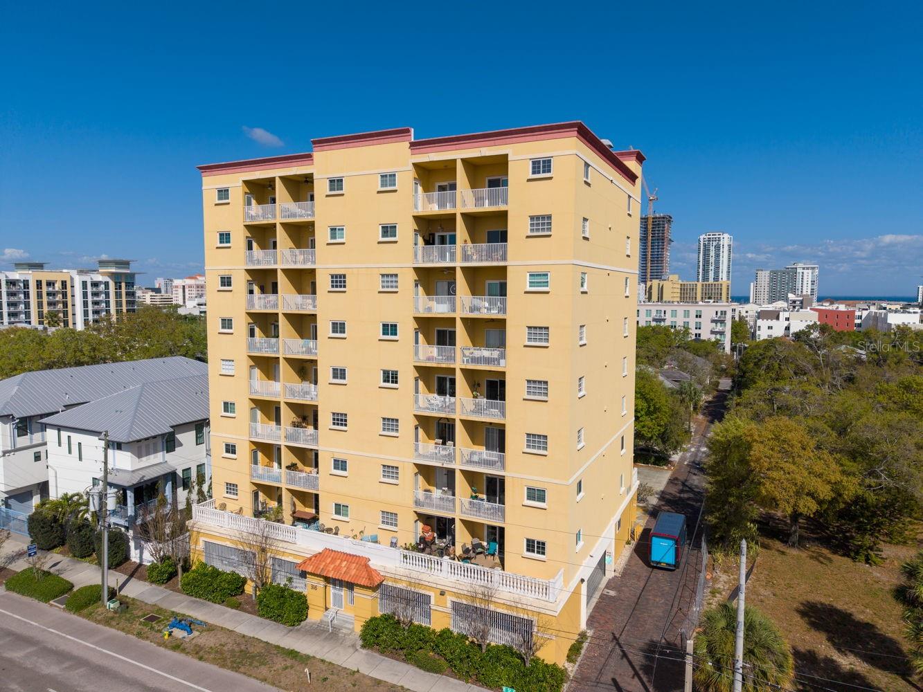 Photo of 316 8TH STREET #402 ST PETERSBURG FL 33701