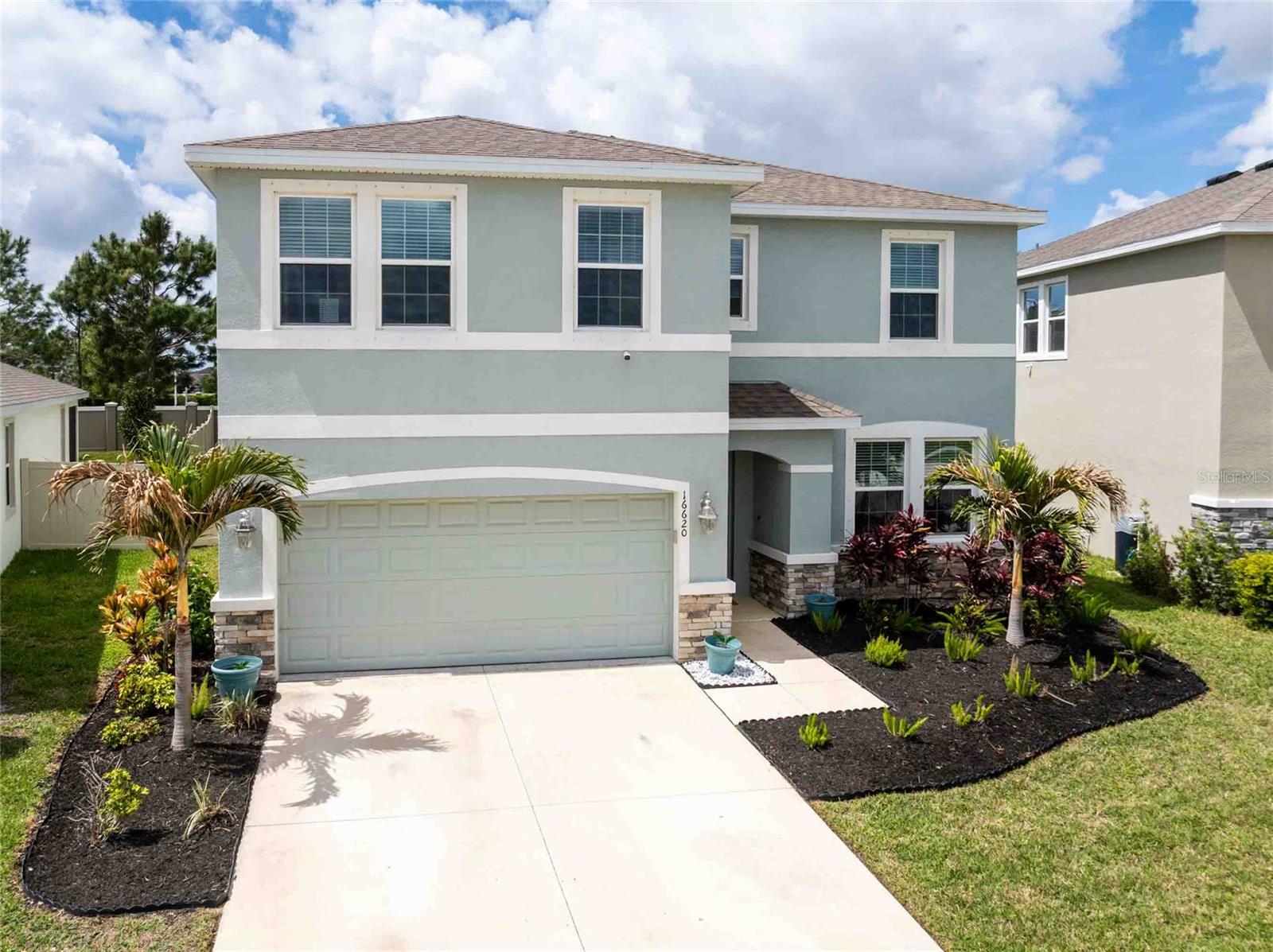 Photo of 16620 MOONER PLANK CIRCLE WIMAUMA FL 33598