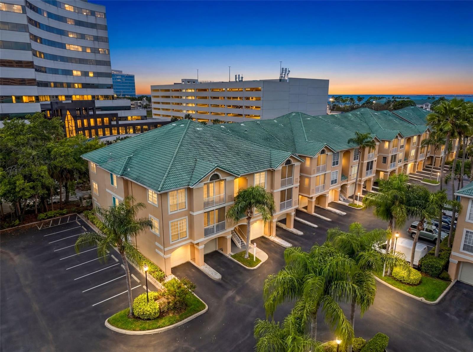 Photo of 1203 BAY CLUB CIRCLE #1203 TAMPA FL 33607