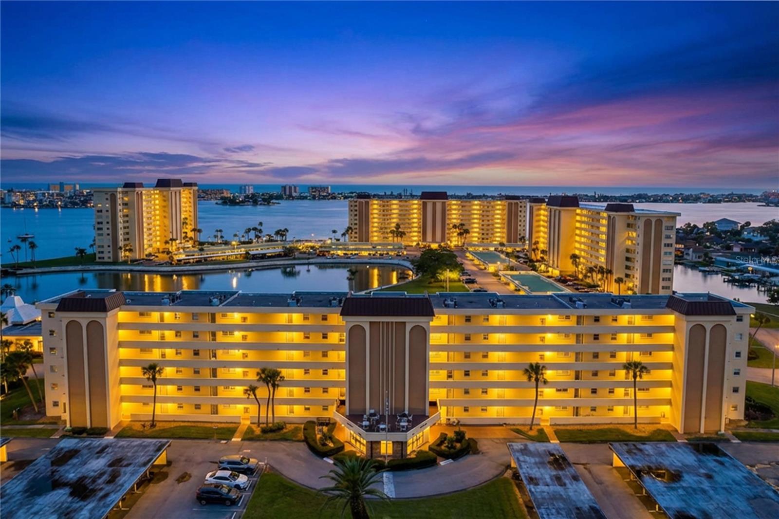 Photo of 4650 COVE CIRCLE #209 ST PETERSBURG FL 33708