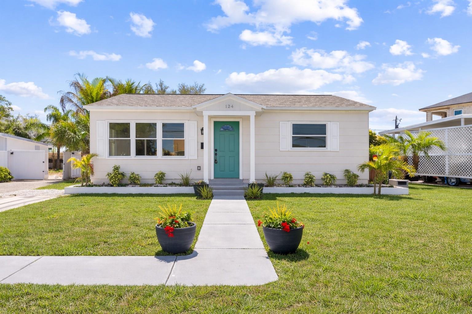 Photo of 124 85TH AVENUE ST PETERSBURG FL 33702