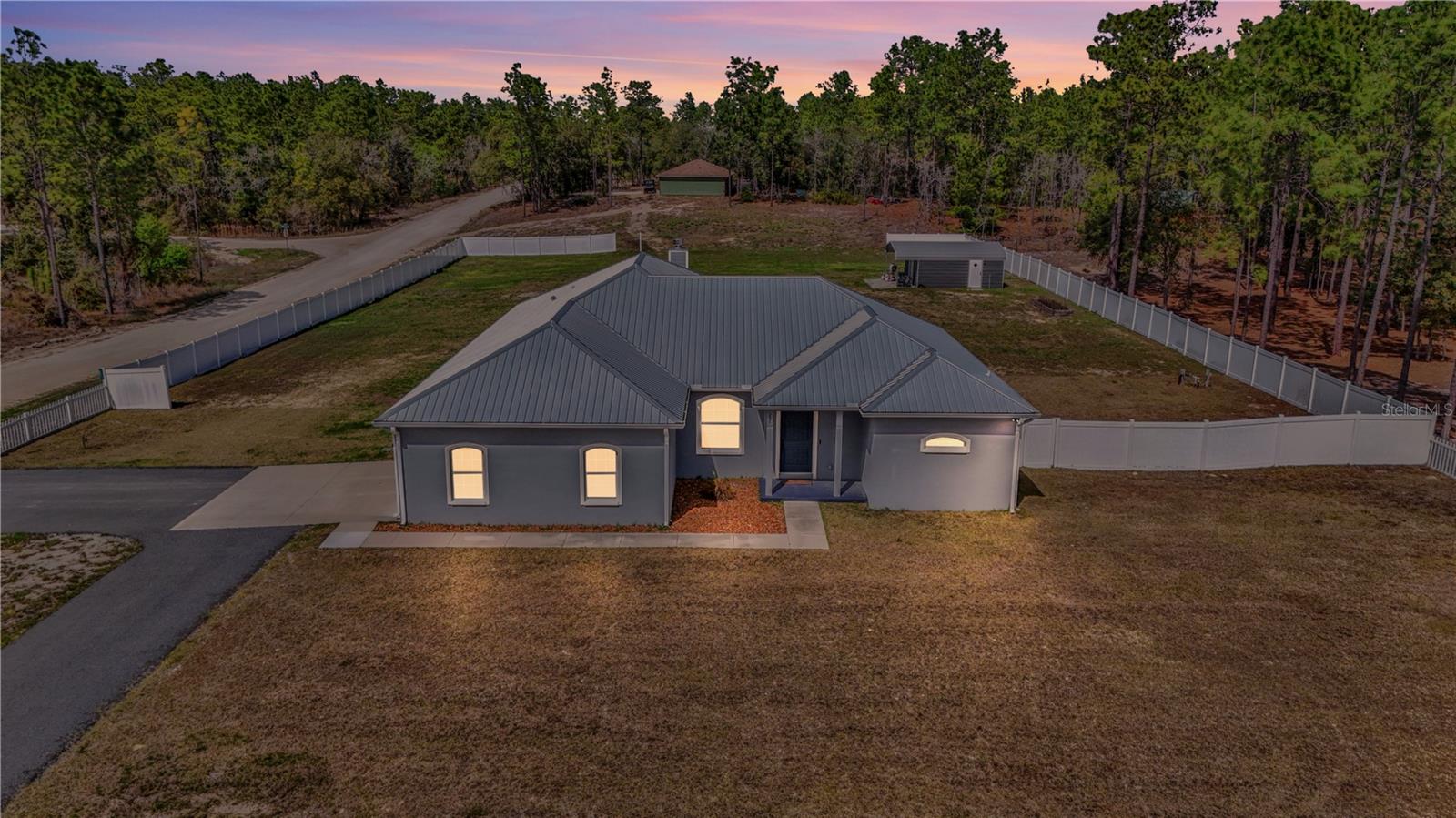 Photo of 251 SE 148TH AVENUE WILLISTON FL 32696